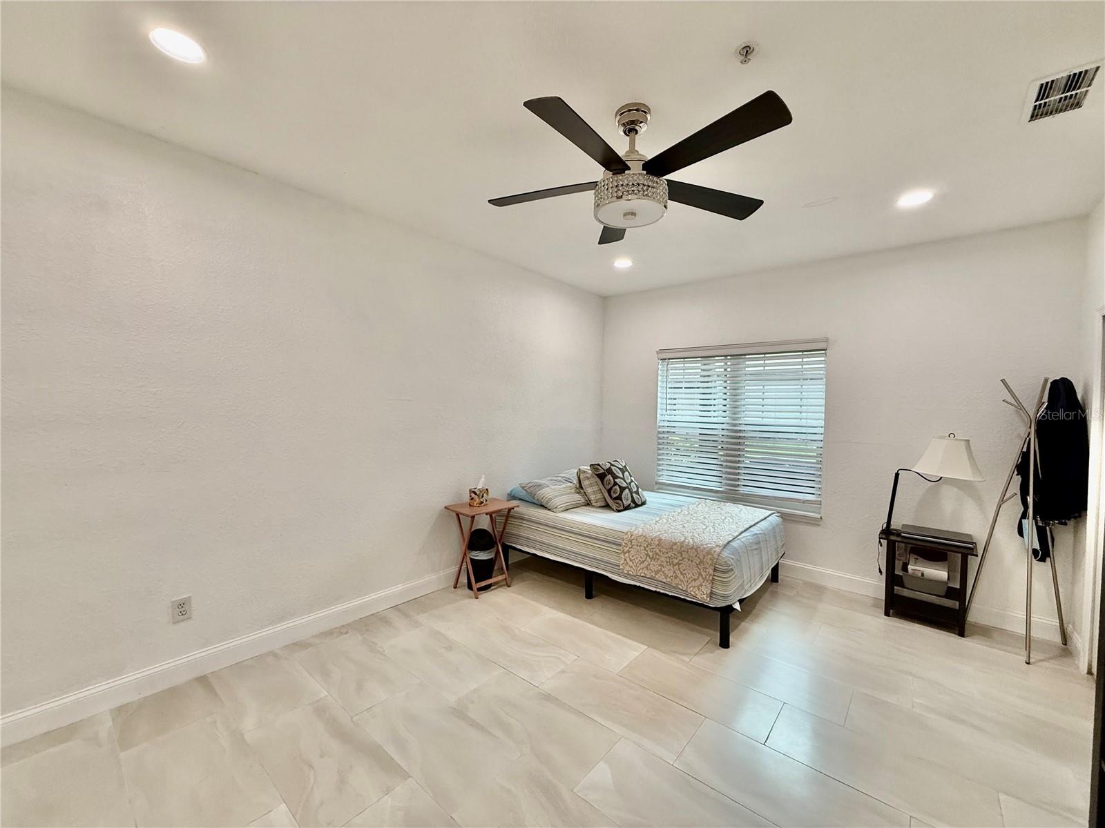 Image 14 of 31 For 16303 Enclave Village Drive 103