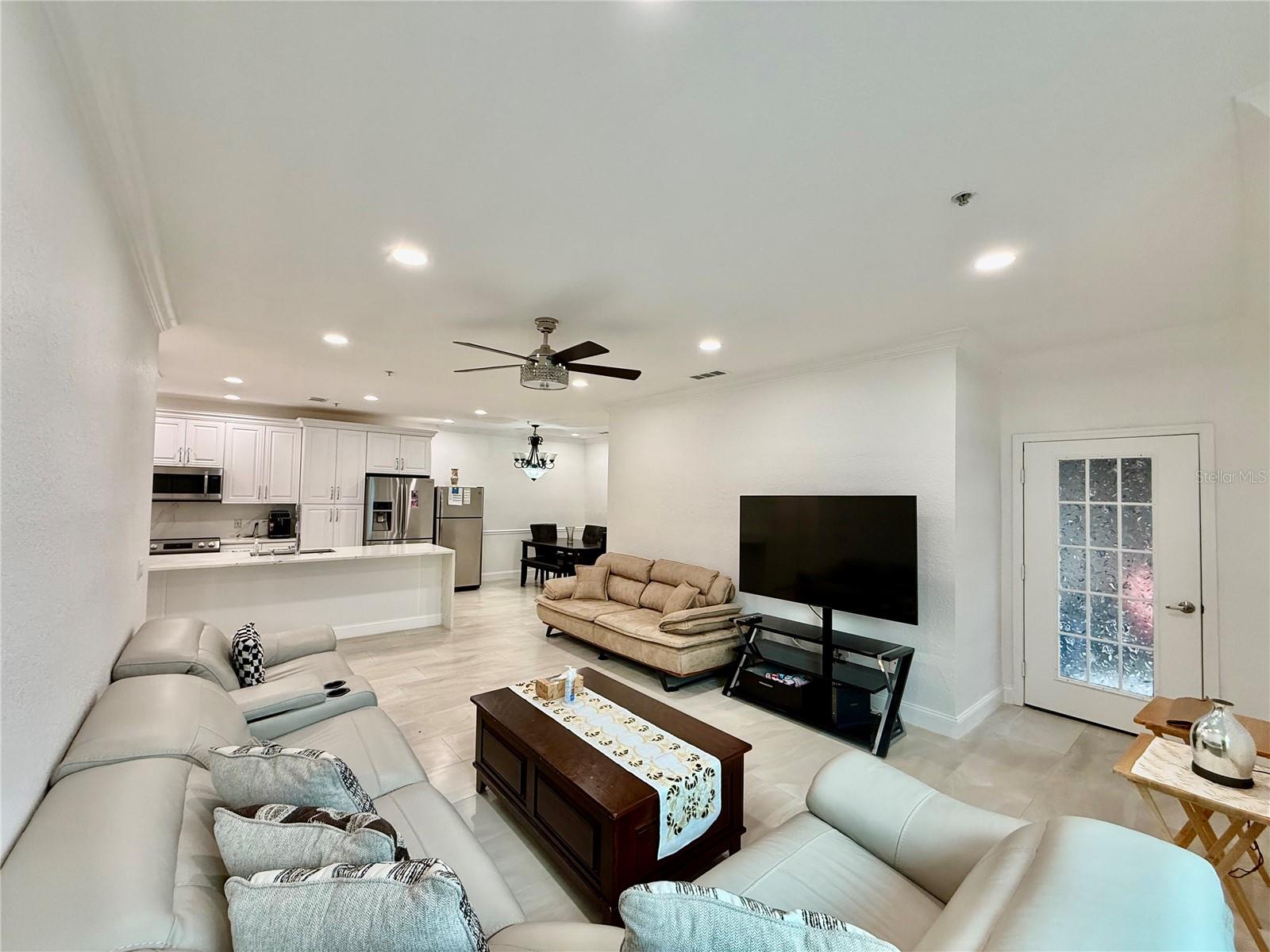 Image 5 of 31 For 16303 Enclave Village Drive 103