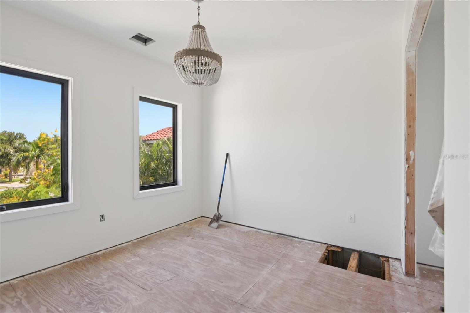 Image 24 of 74 For 6305 Marbella Boulevard