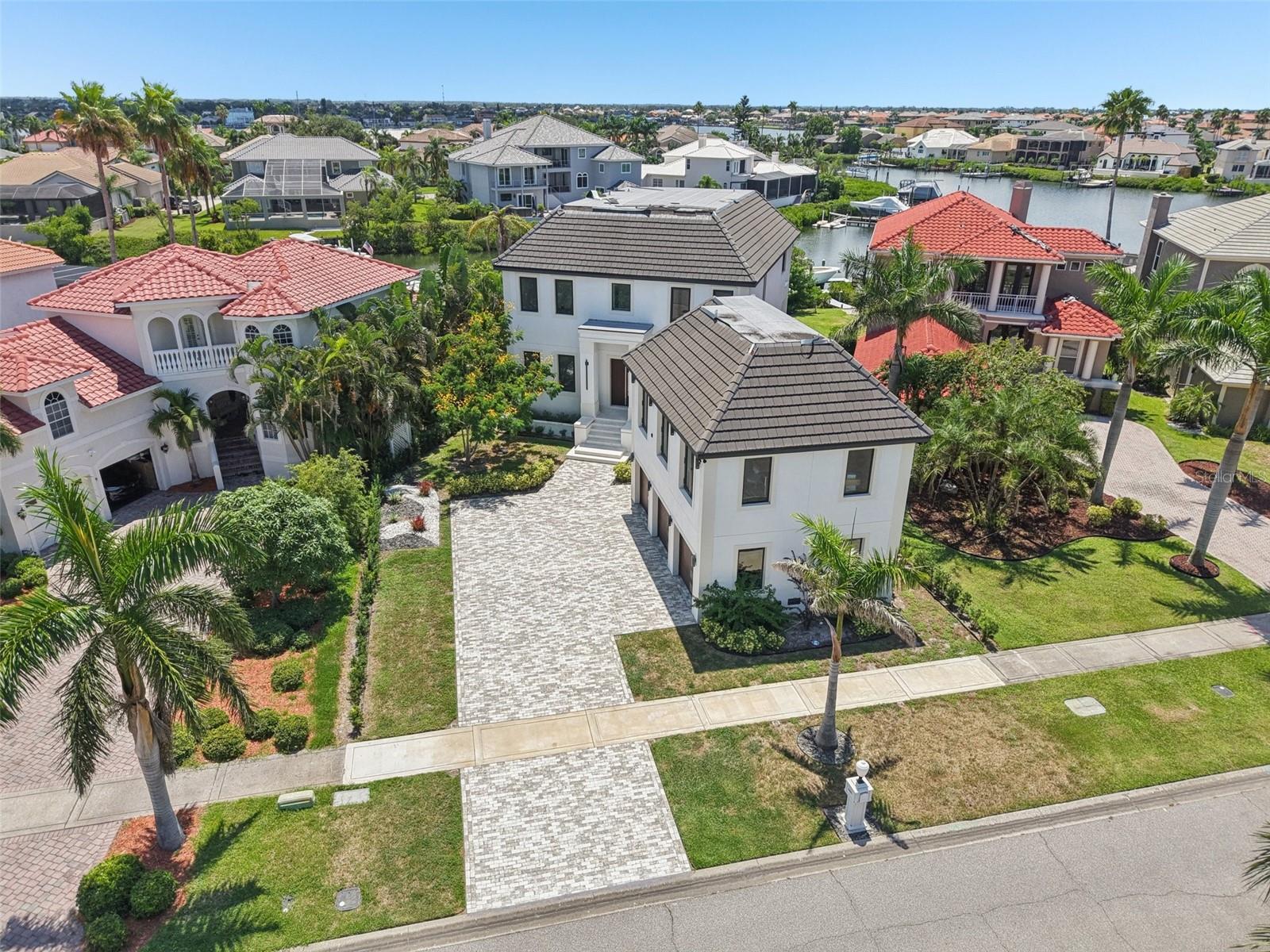 Image 35 of 74 For 6305 Marbella Boulevard