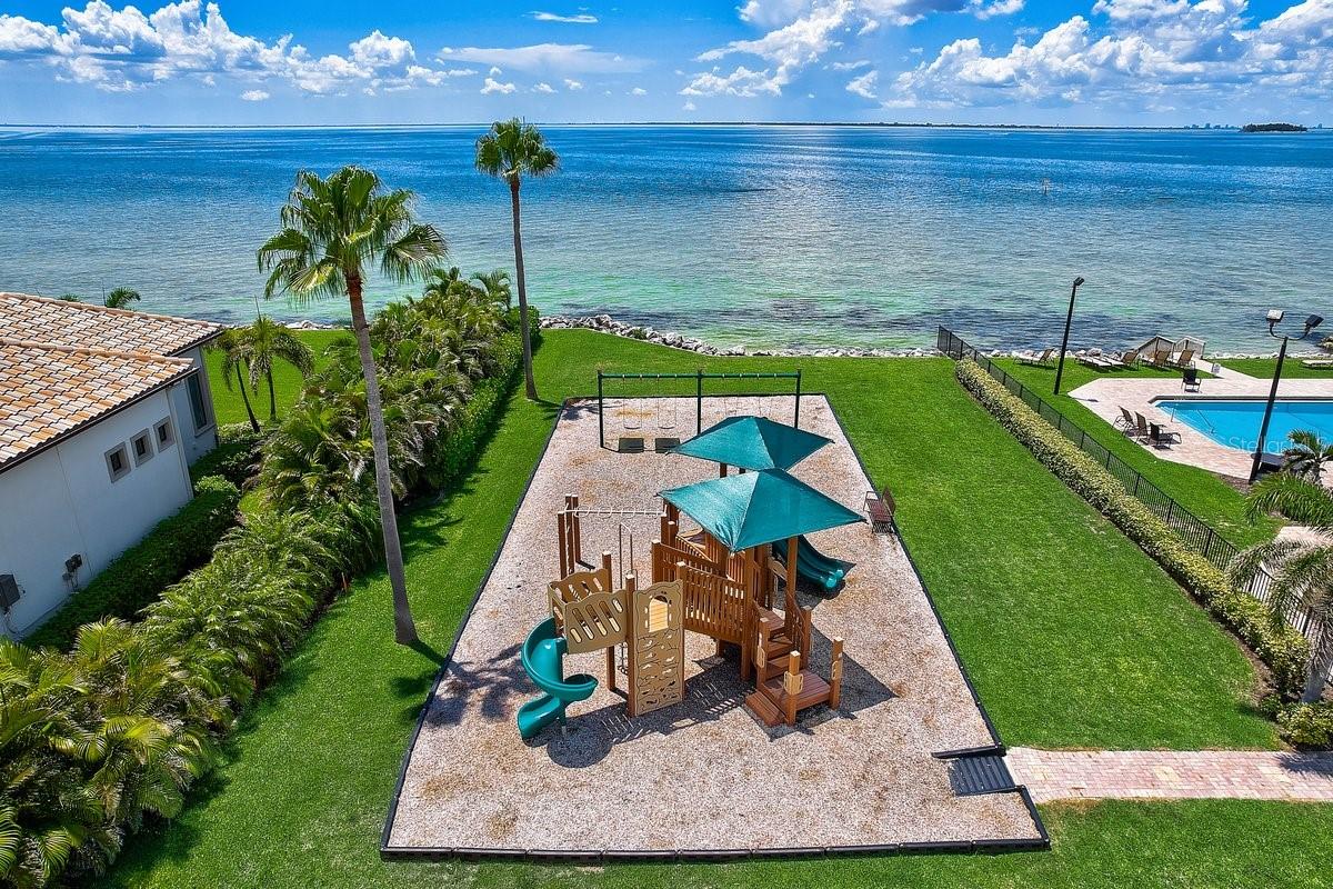 Image 64 of 74 For 6305 Marbella Boulevard