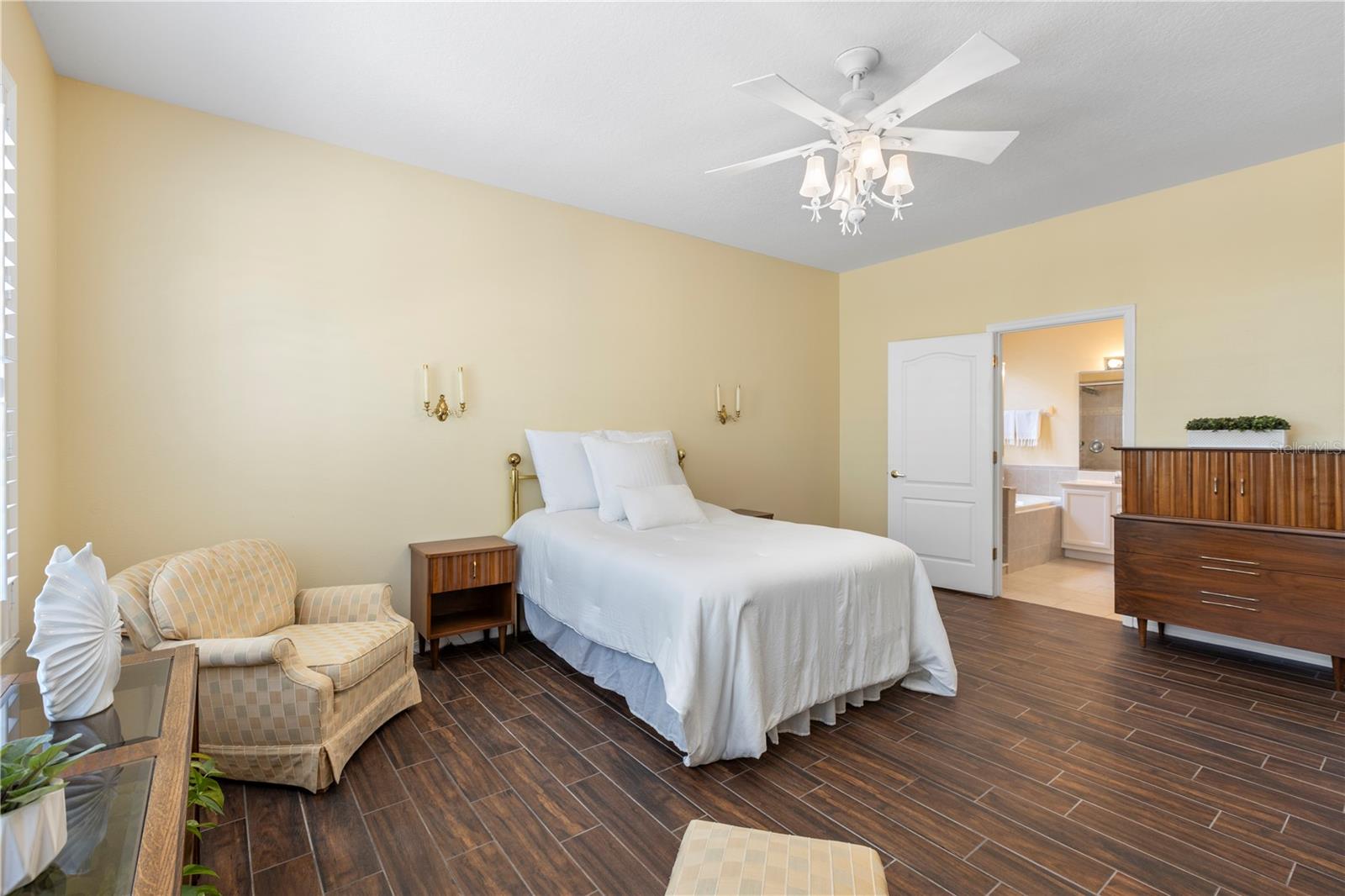 Image 30 of 95 For 2614 Sylvan Ramble Court