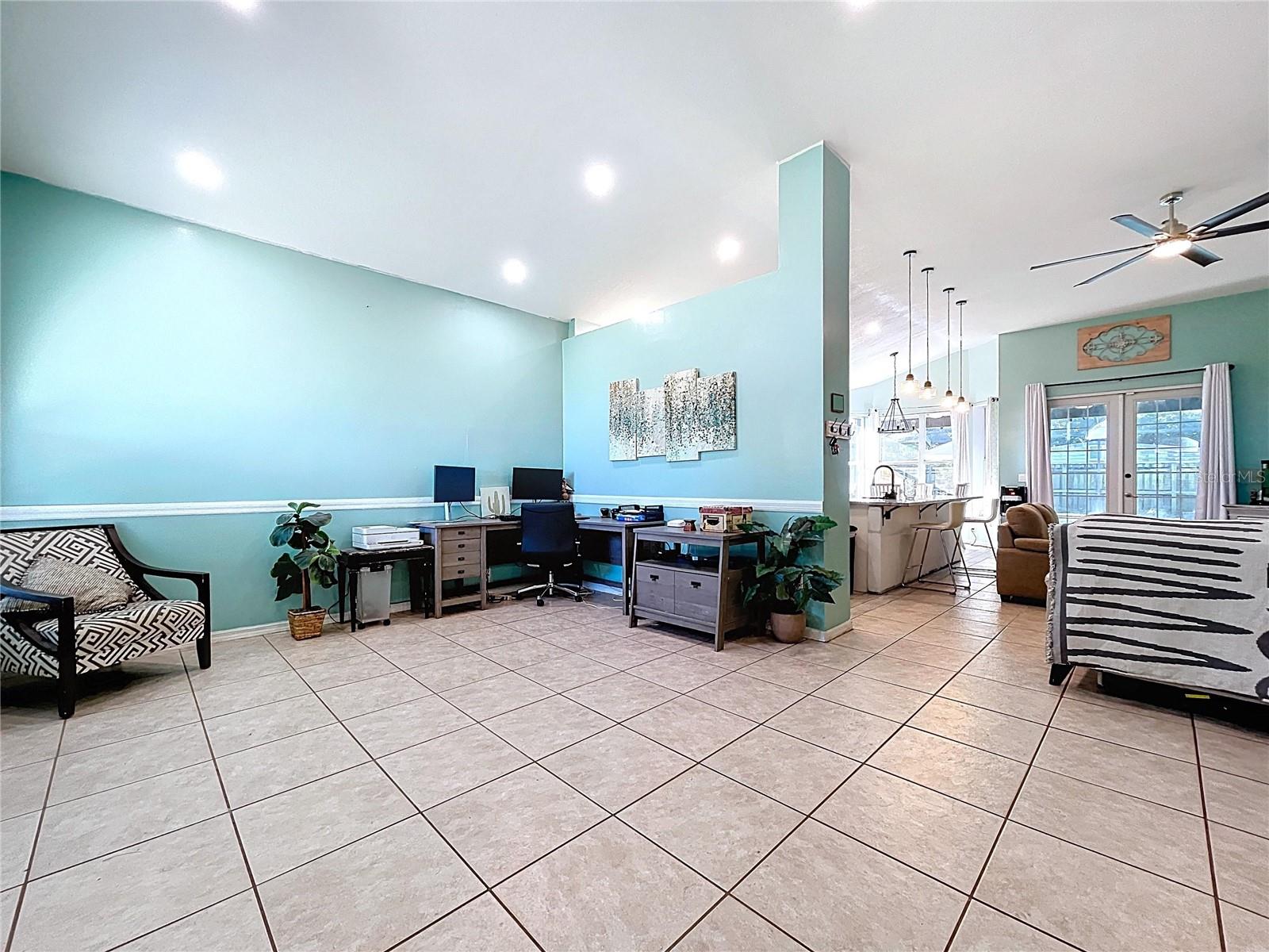 Image 13 of 57 For 2003 Leichester Street