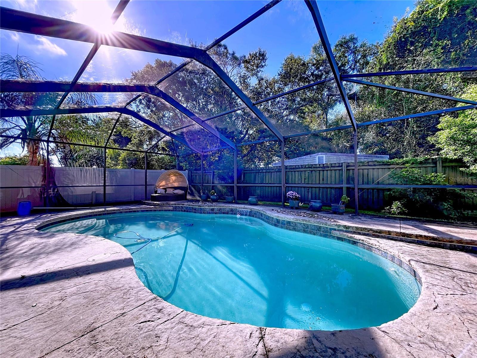 Image 2 of 57 For 2003 Leichester Street