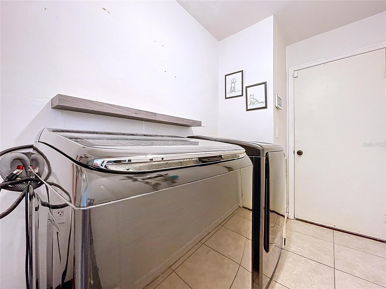 Image 42 of 57 For 2003 Leichester Street