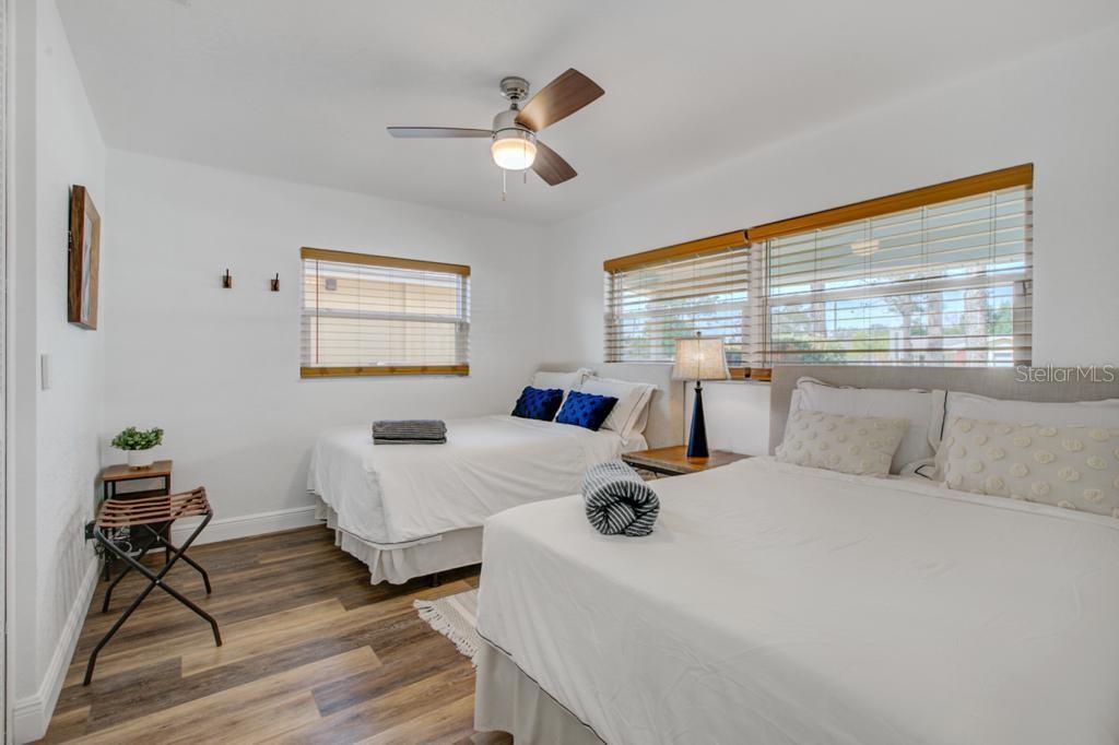 Image 20 of 36 For 2121 Greenbriar Boulevard