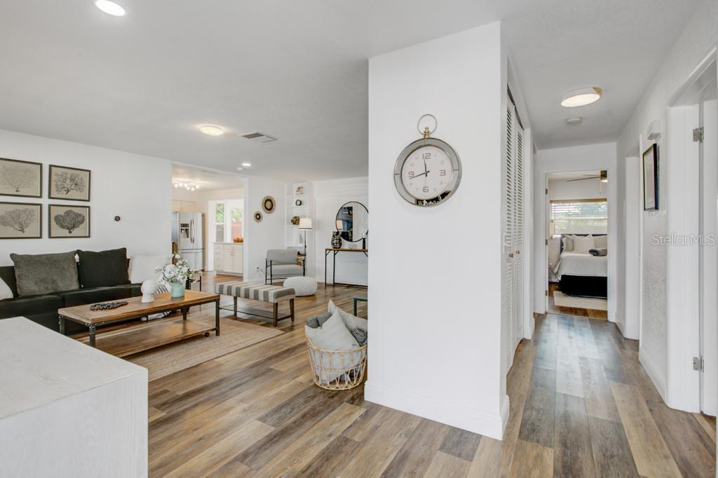 Image 31 of 36 For 2121 Greenbriar Boulevard