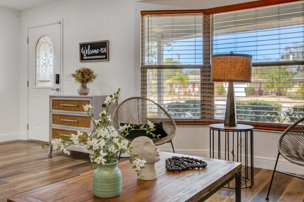 Image 6 of 36 For 2121 Greenbriar Boulevard