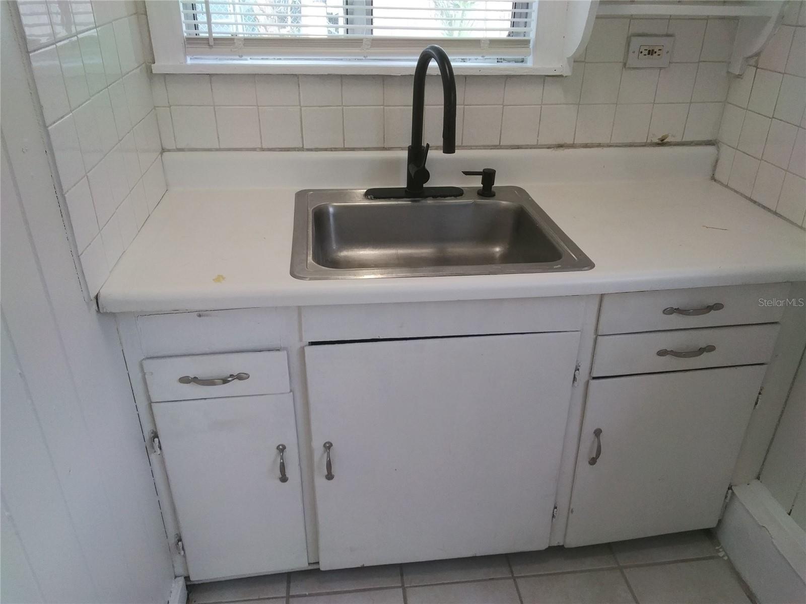 Image 7 of 11 For 2609 4th Street S 2