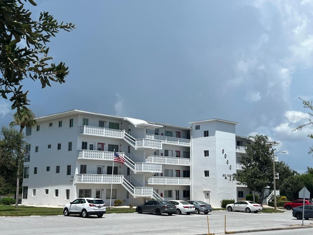 Details for 8055 112th Street 104, SEMINOLE, FL 33772