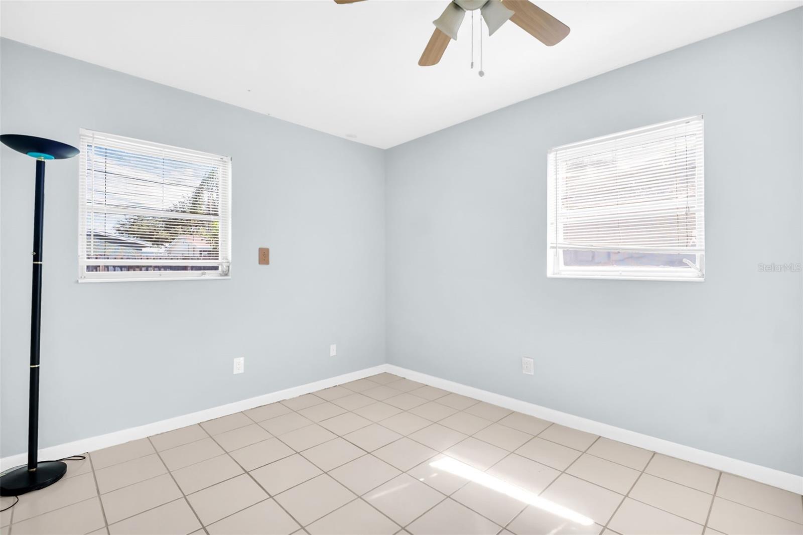 Image 21 of 31 For 1535 78th Terrace N