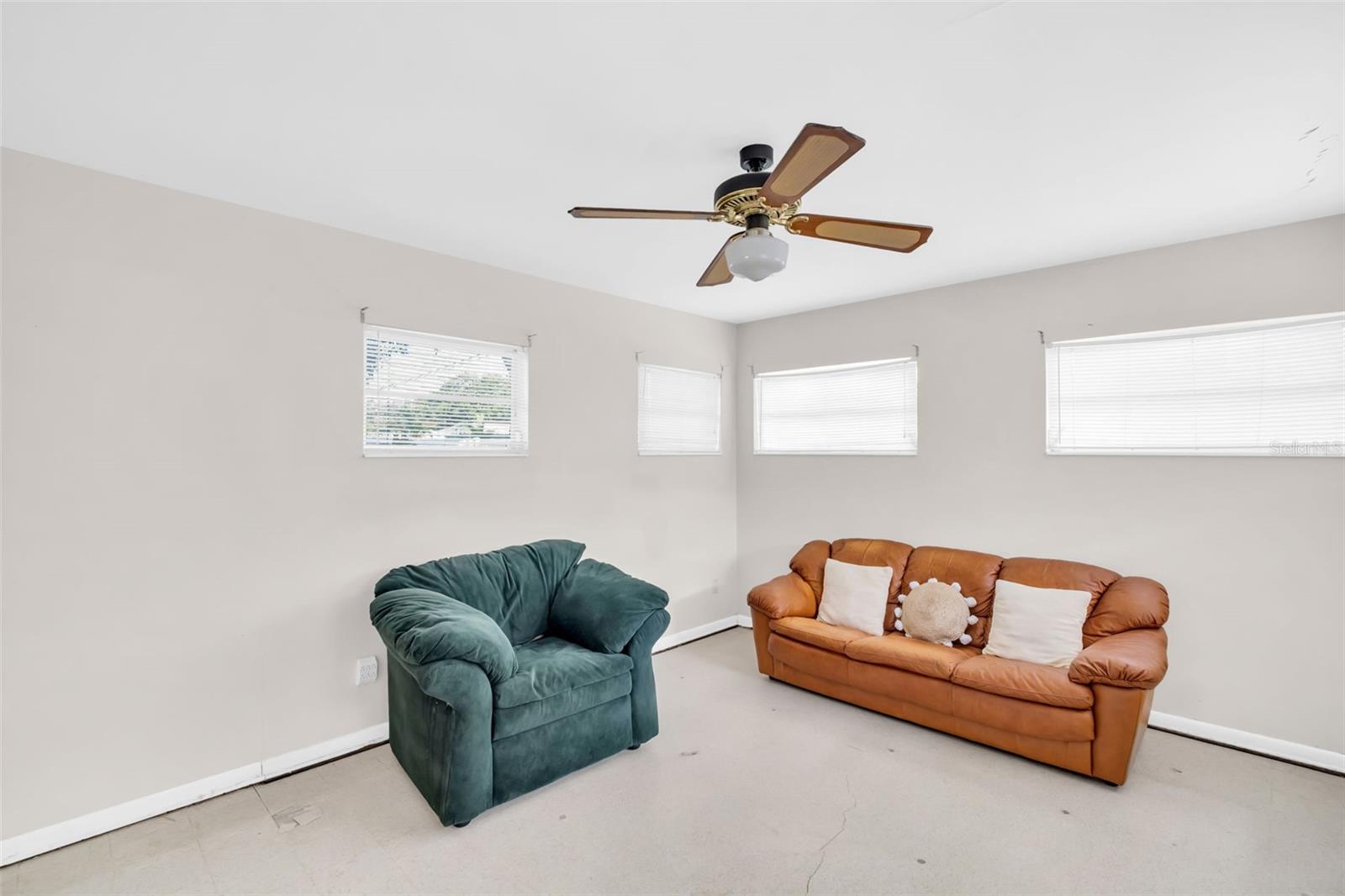 Image 25 of 31 For 1535 78th Terrace N
