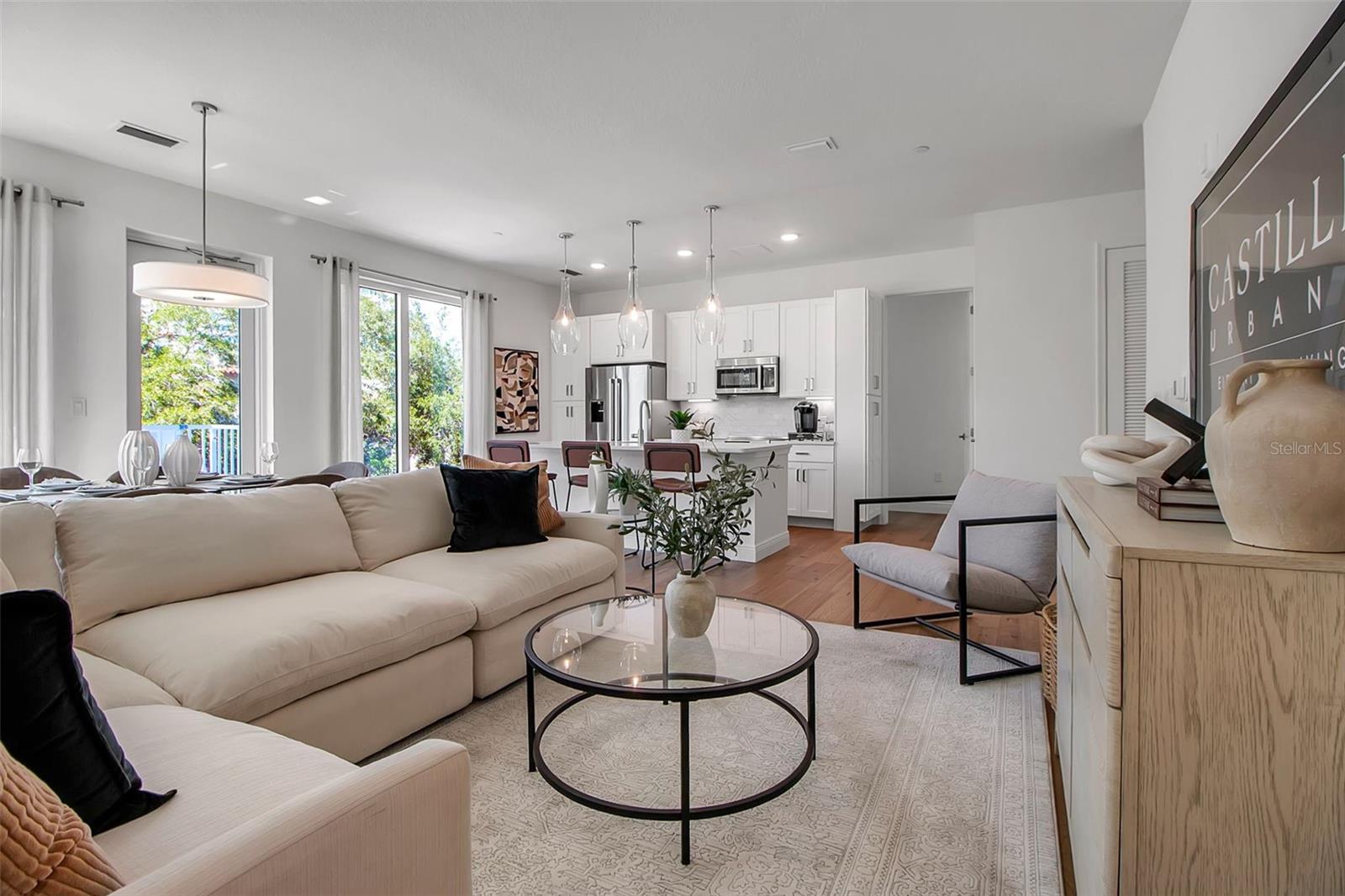 Image 17 of 60 For 600 3rd Avenue S 205