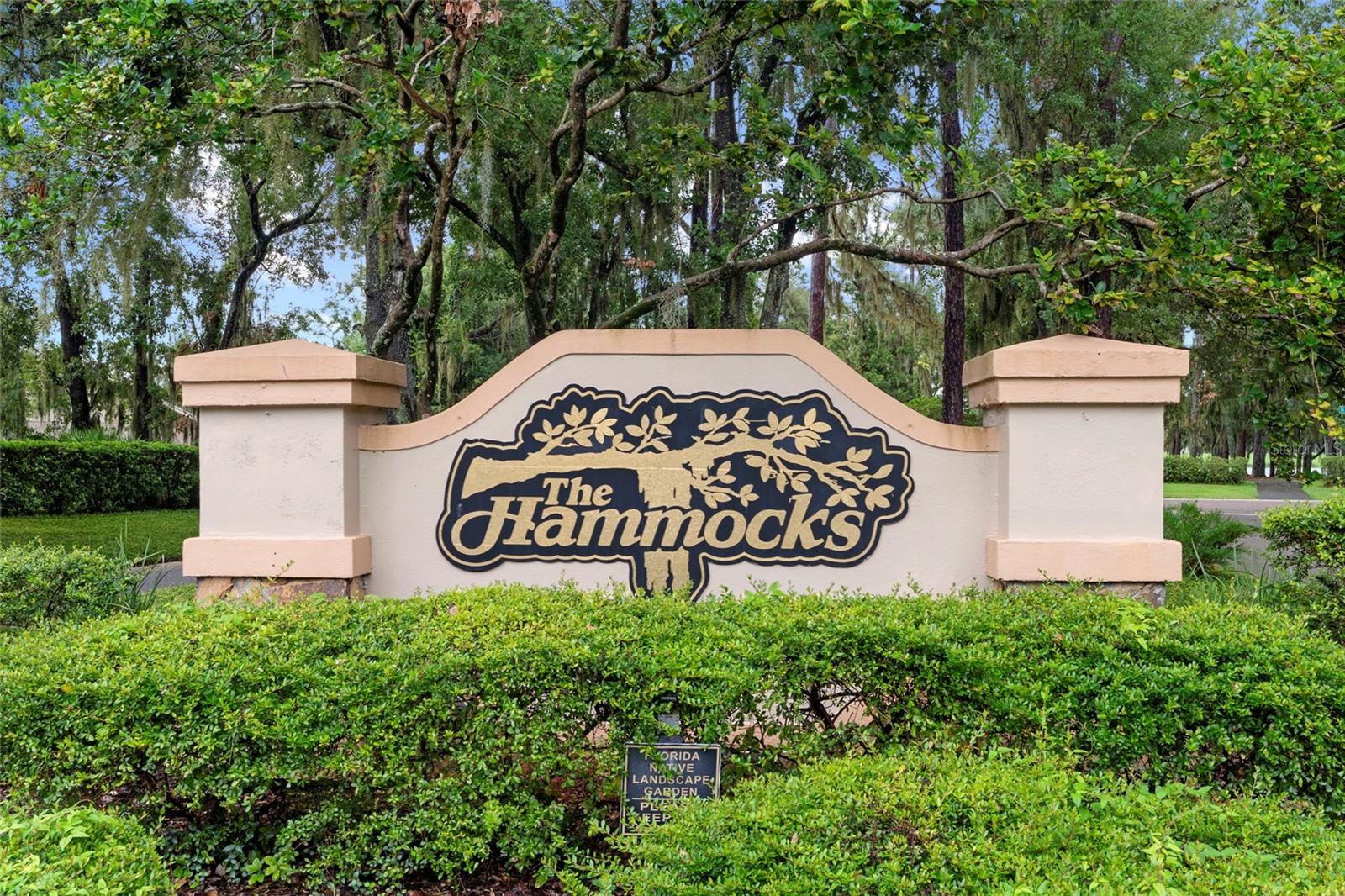 Image 4 of 60 For 2872 Hammock Drive