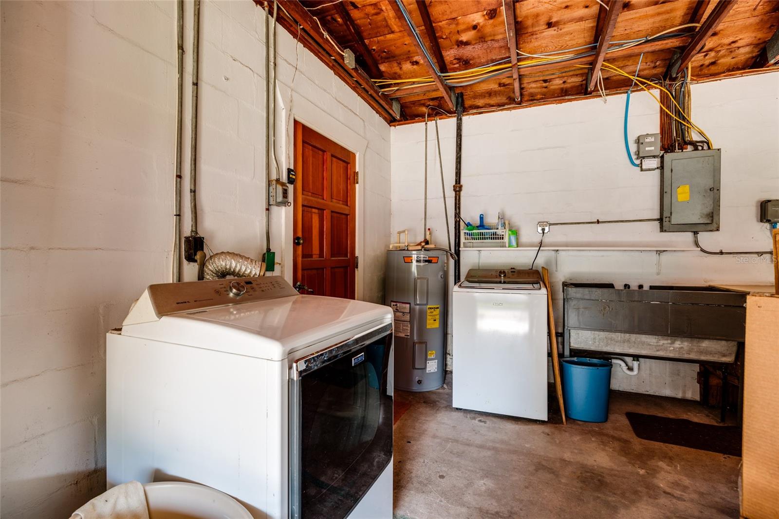 Image 20 of 34 For 600 55th Street N