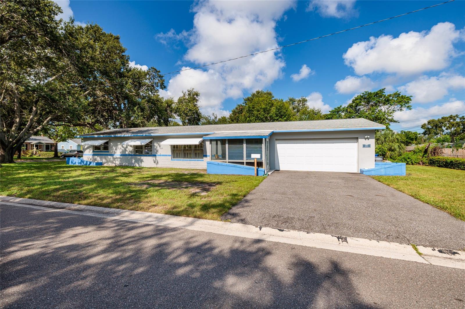 Image 22 of 34 For 600 55th Street N