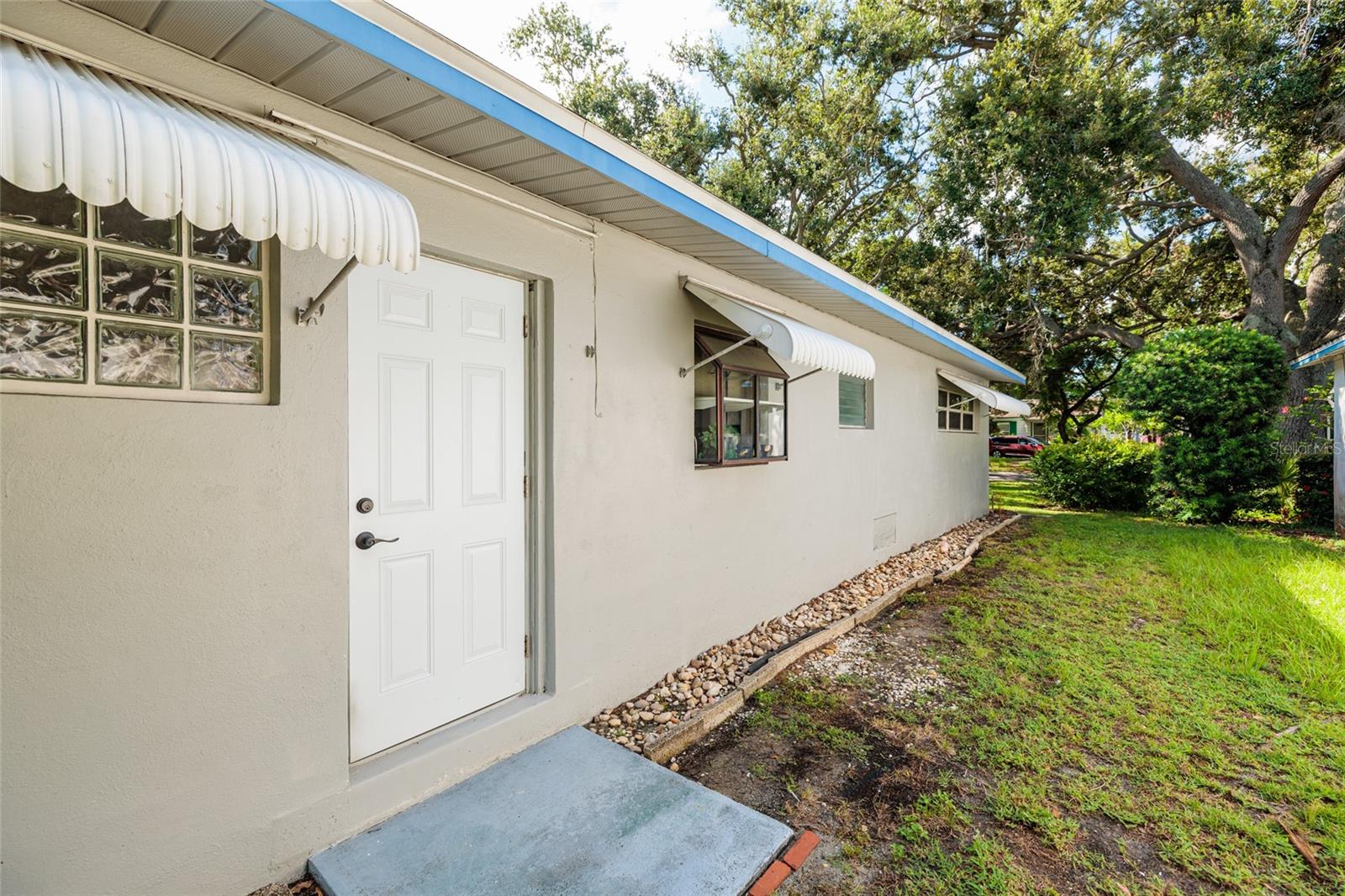 Image 25 of 34 For 600 55th Street N