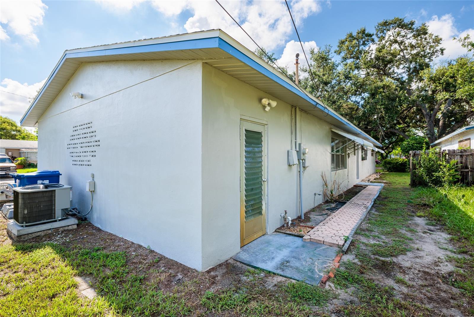Image 33 of 34 For 600 55th Street N