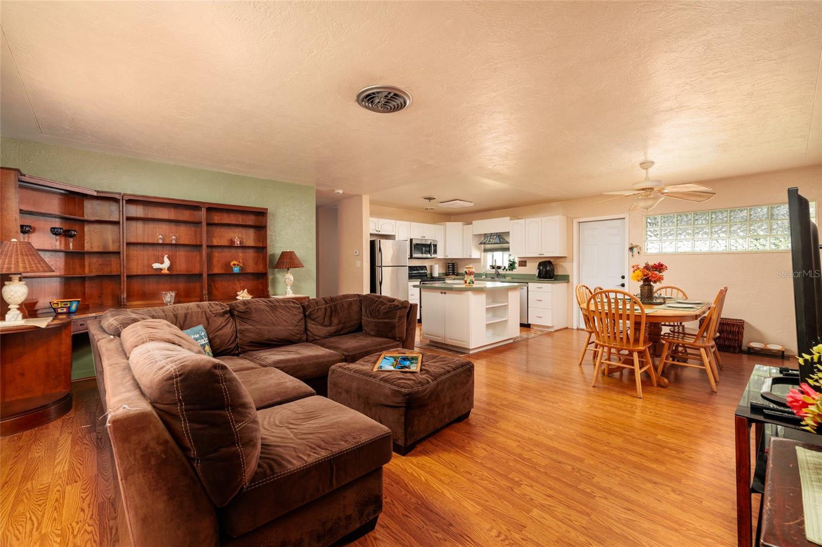 Image 4 of 34 For 600 55th Street N