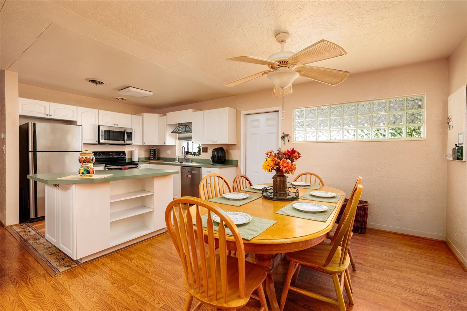 Image 5 of 34 For 600 55th Street N