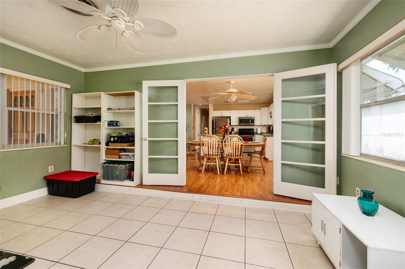 Image 9 of 34 For 600 55th Street N
