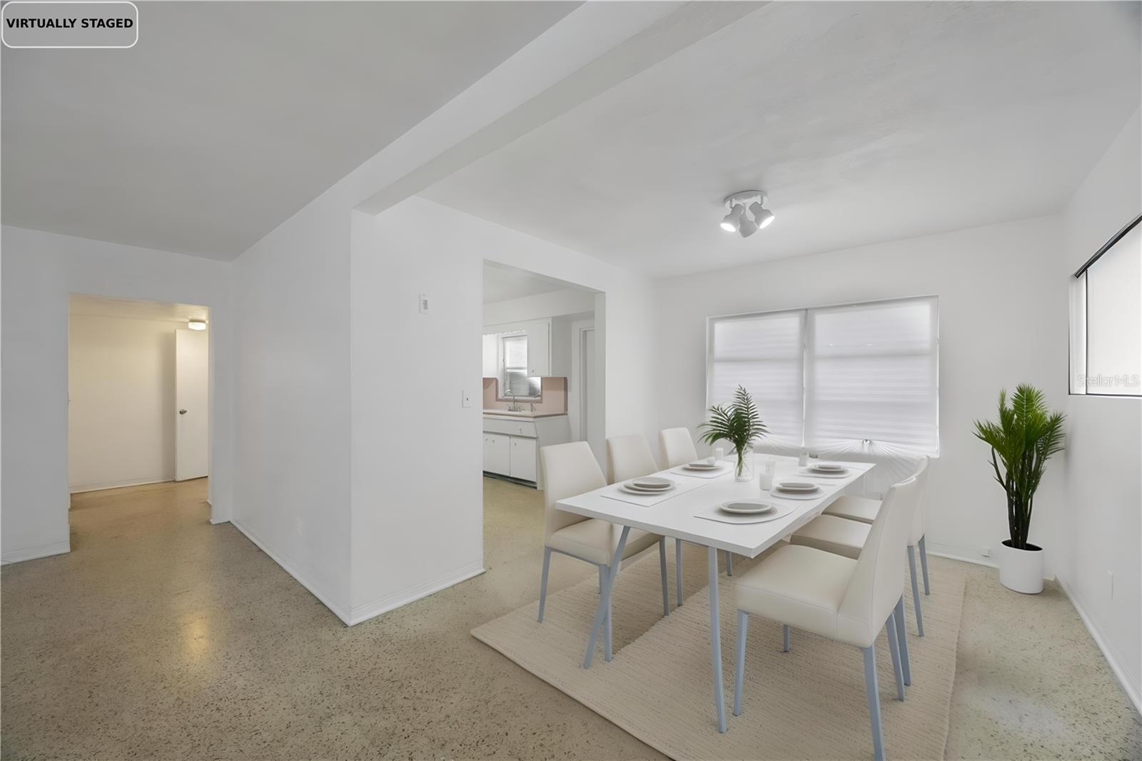 Image 12 of 39 For 3028 40th Avenue S