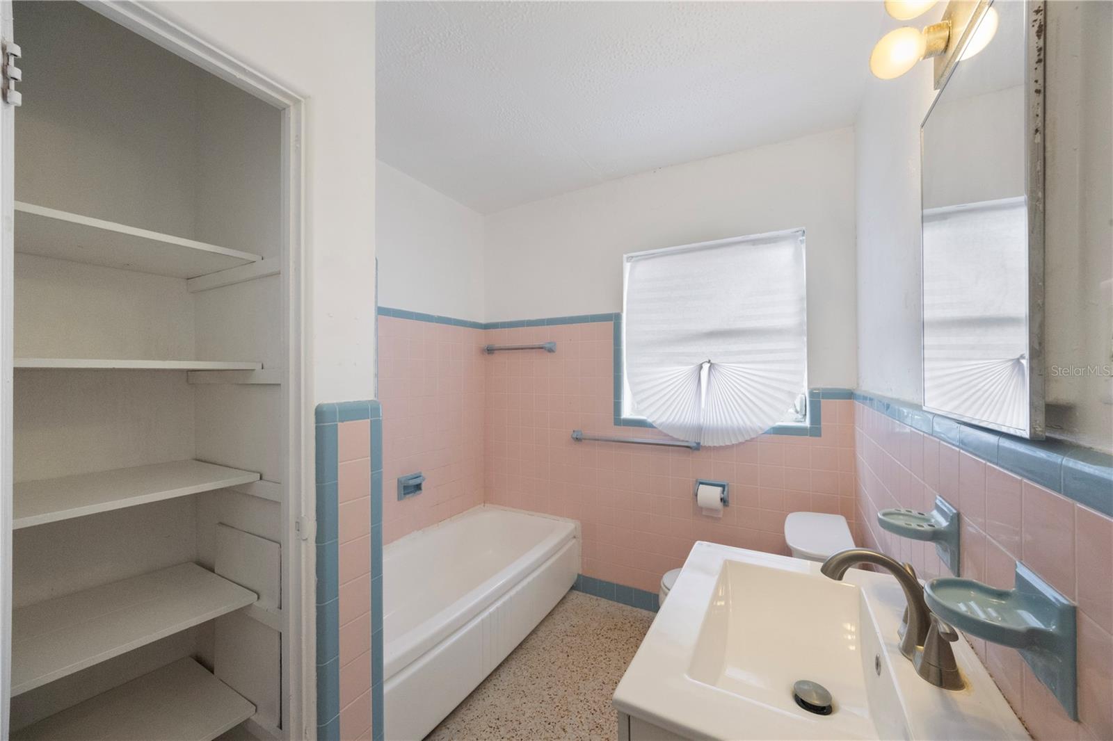 Image 22 of 39 For 3028 40th Avenue S