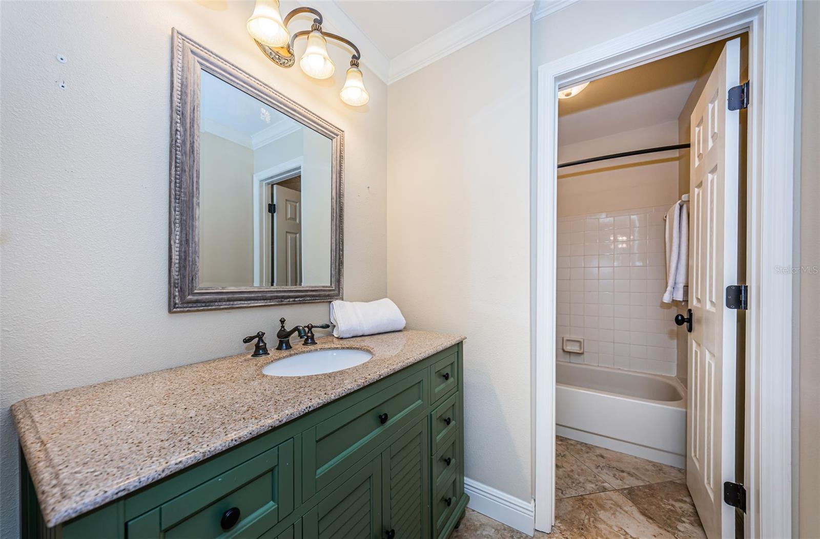 Image 16 of 61 For 4916 Milano Court Ne