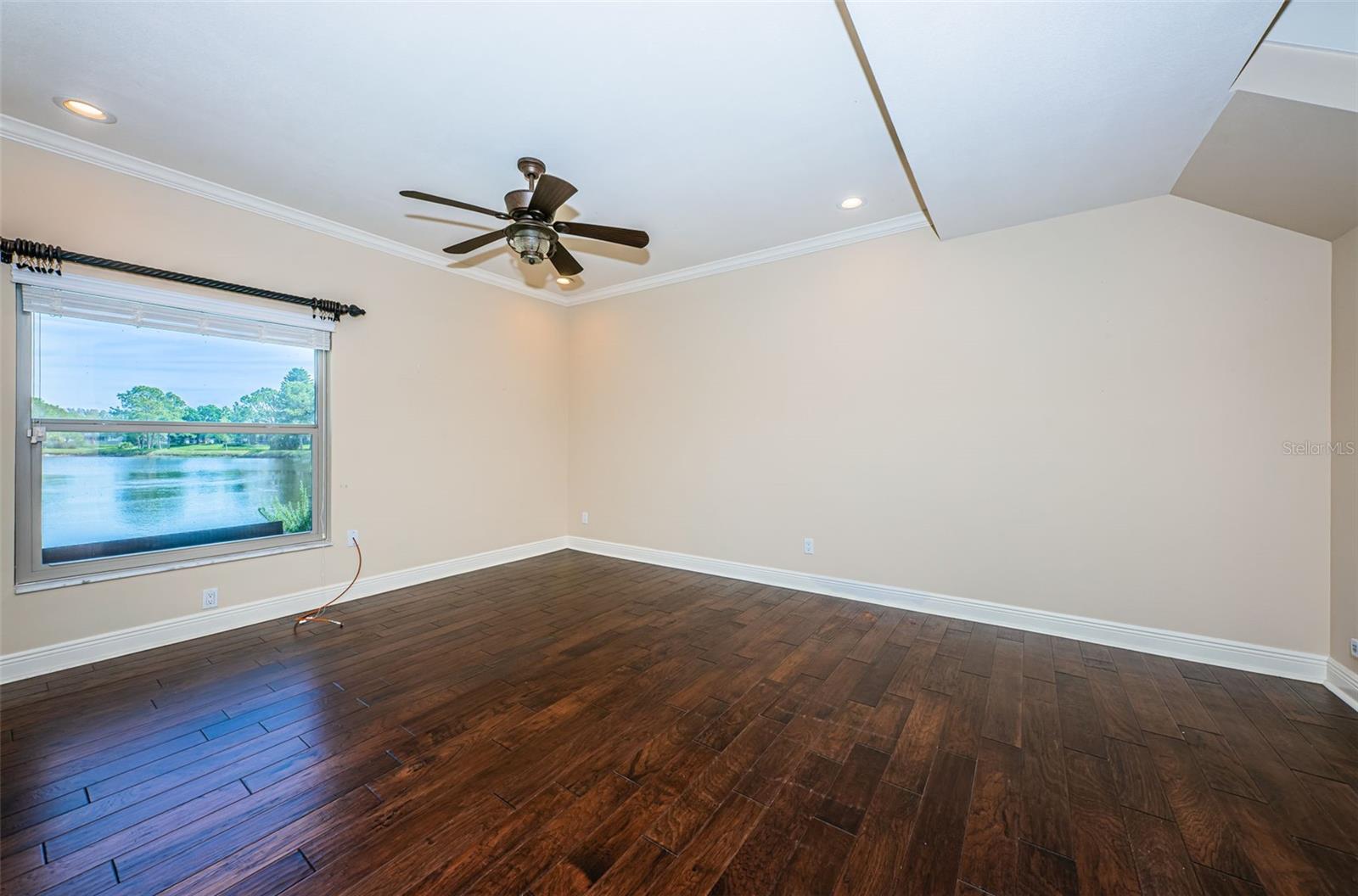 Image 25 of 61 For 4916 Milano Court Ne