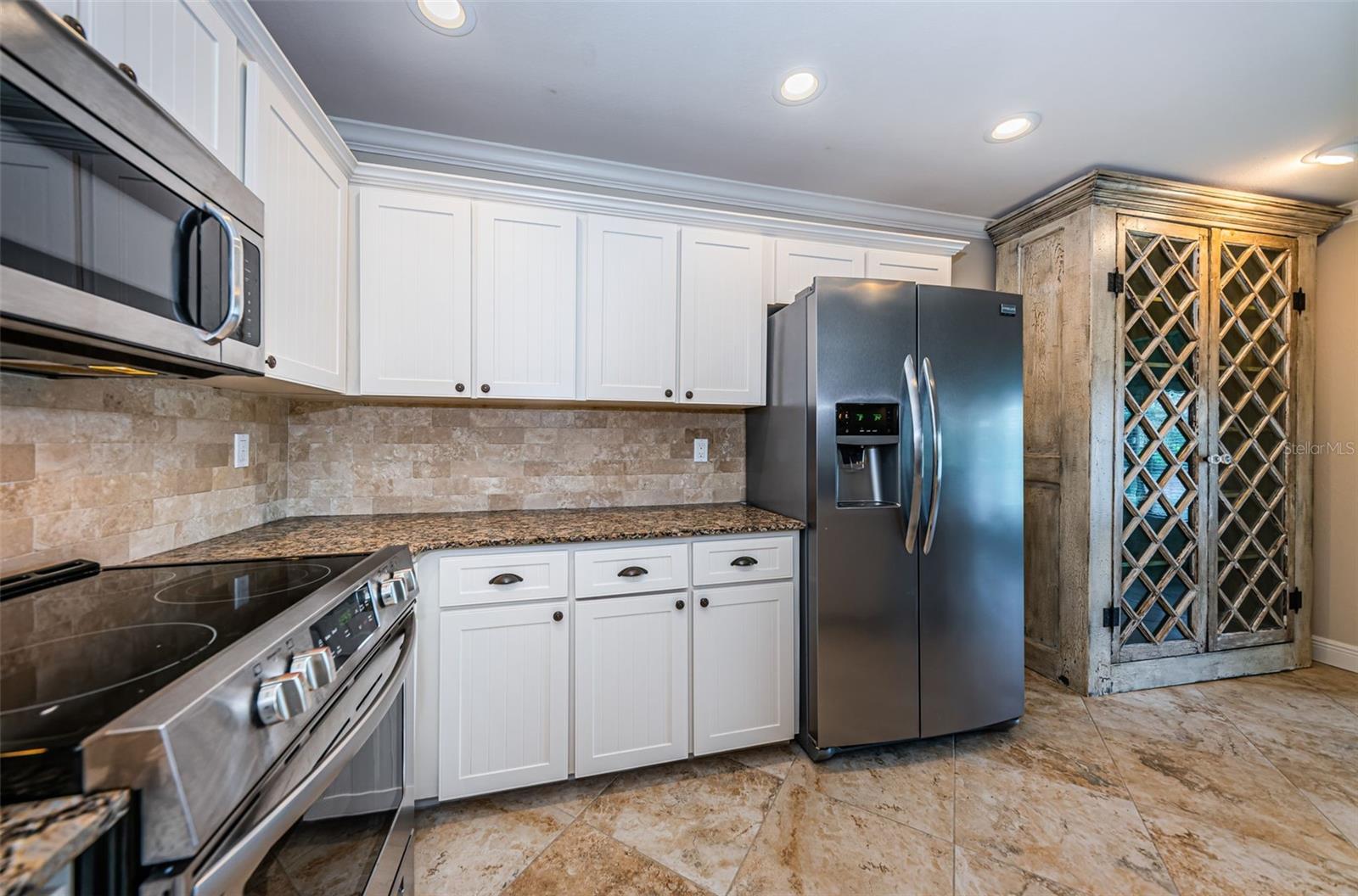 Image 4 of 61 For 4916 Milano Court Ne