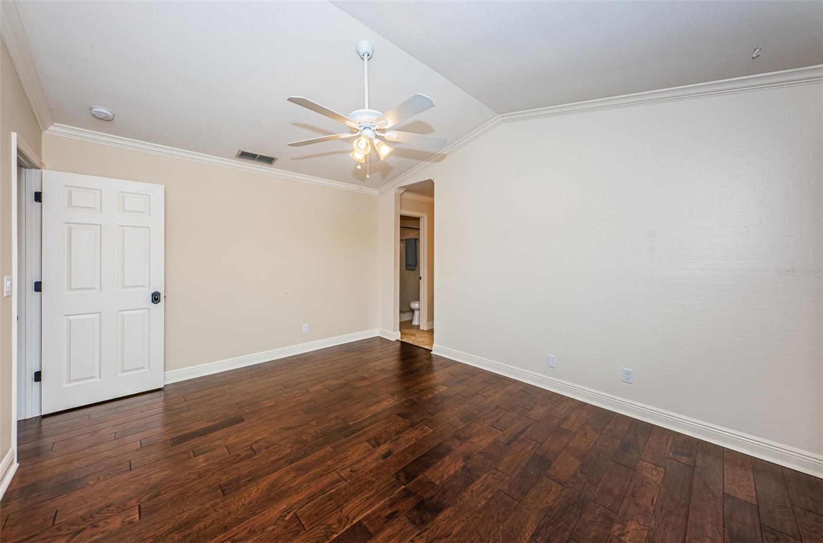 Image 48 of 61 For 4916 Milano Court Ne