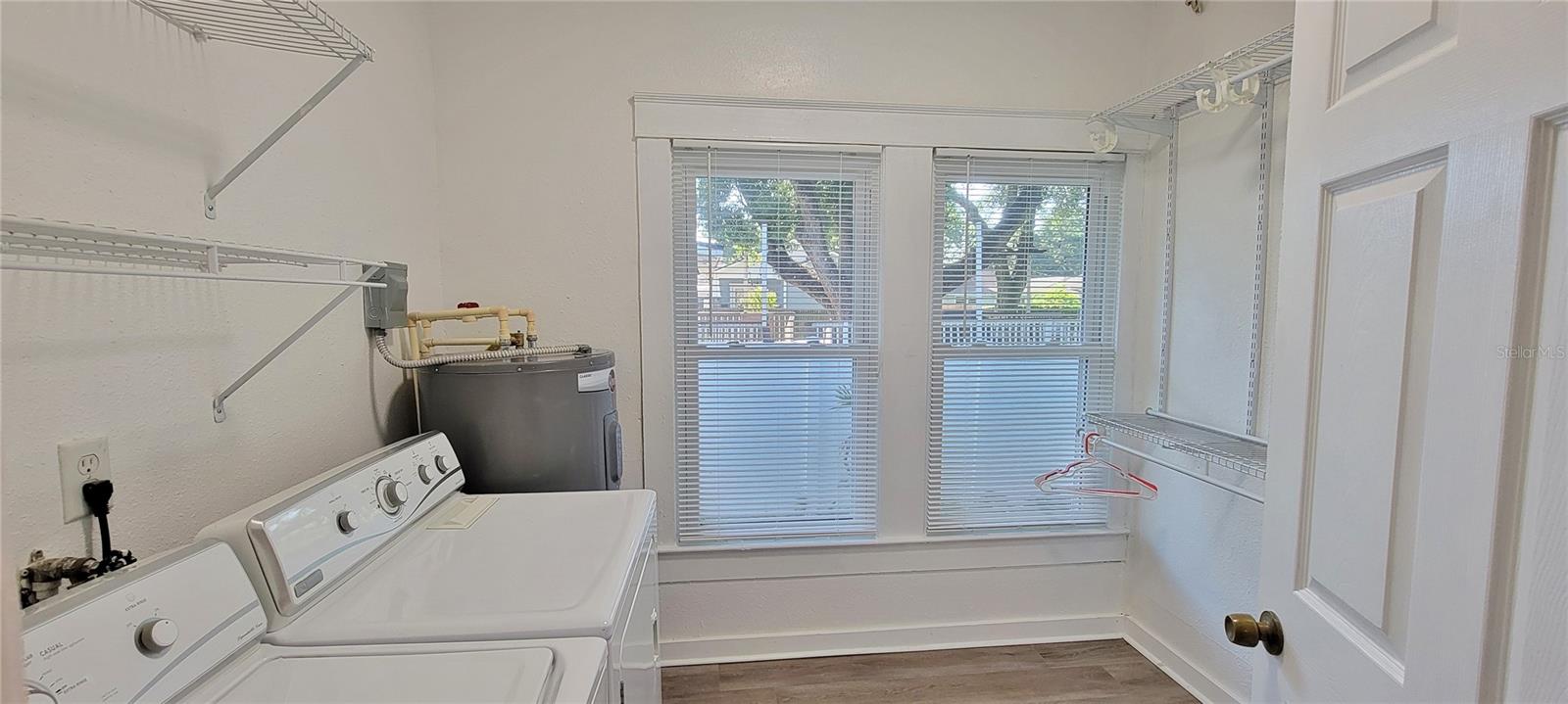 Image 37 of 46 For 1221 Chelsea Street