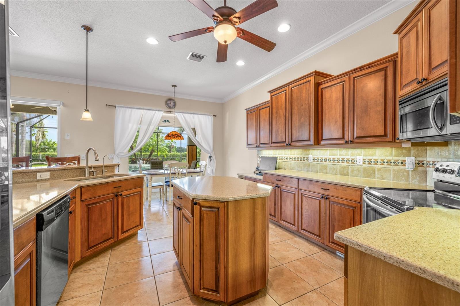 Image 16 of 57 For 15309 27th Ct E