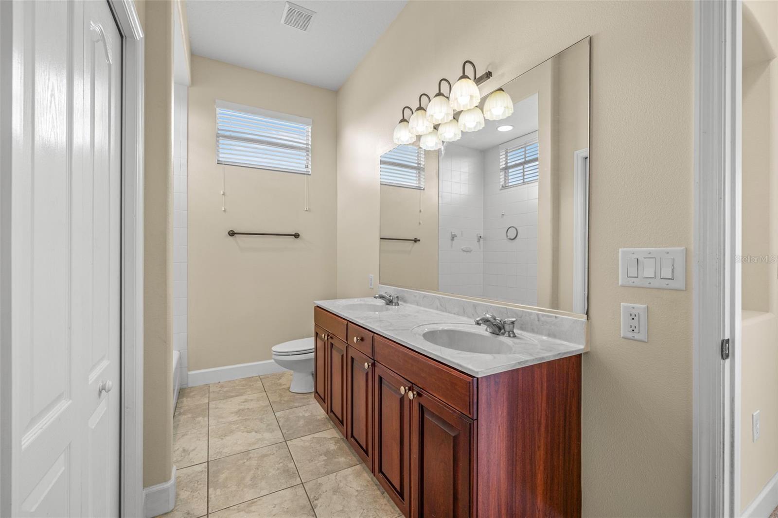 Image 32 of 57 For 15309 27th Ct E