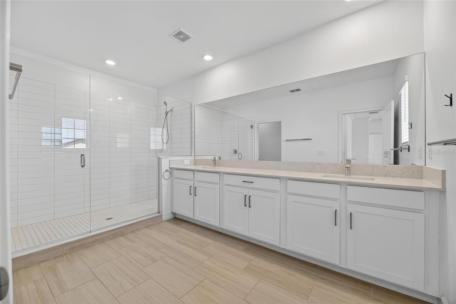 Image 41 of 67 For 7708 Trask Street