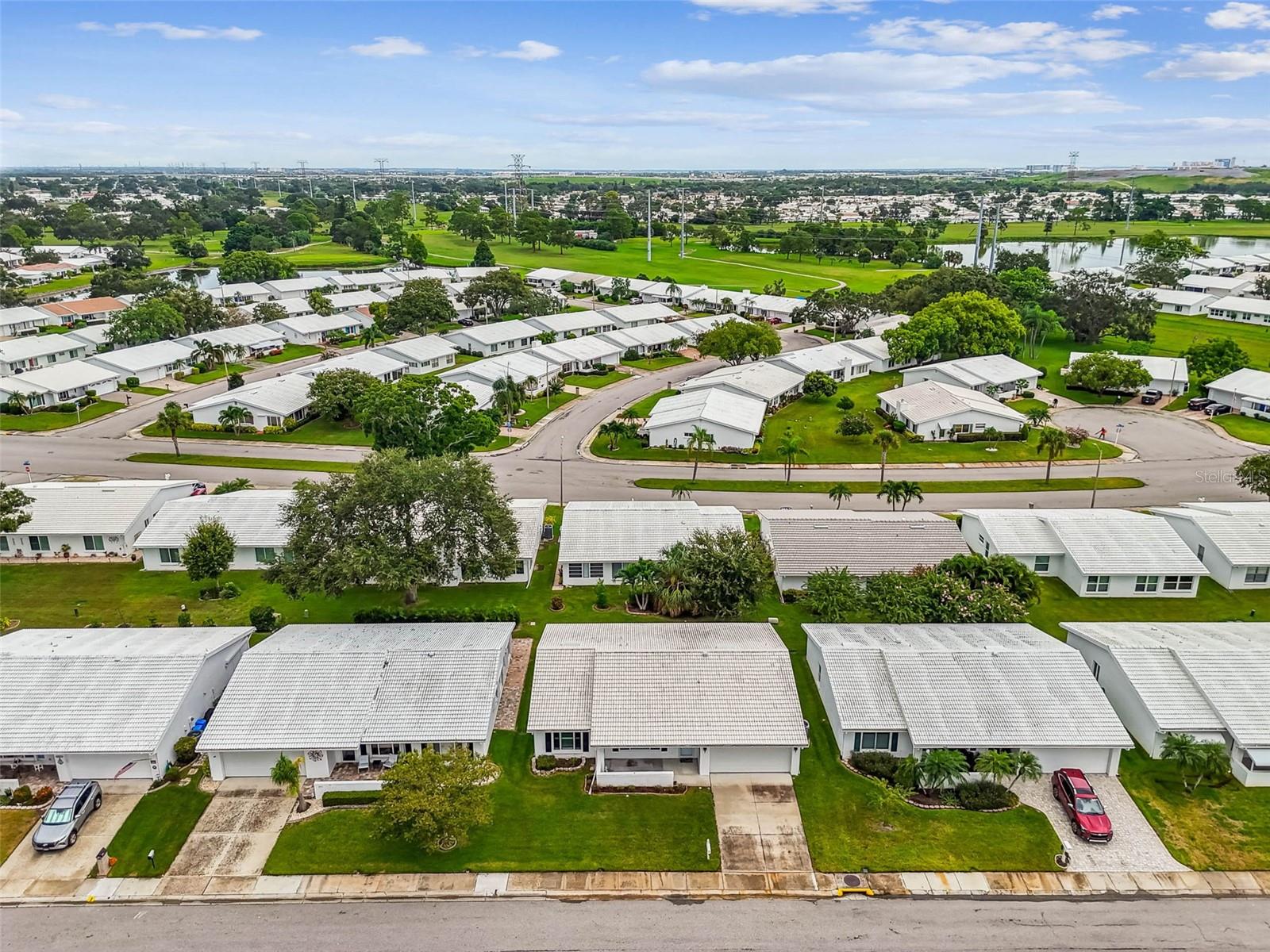 Listing photo id 44 for 3915 90th Terrace N 14
