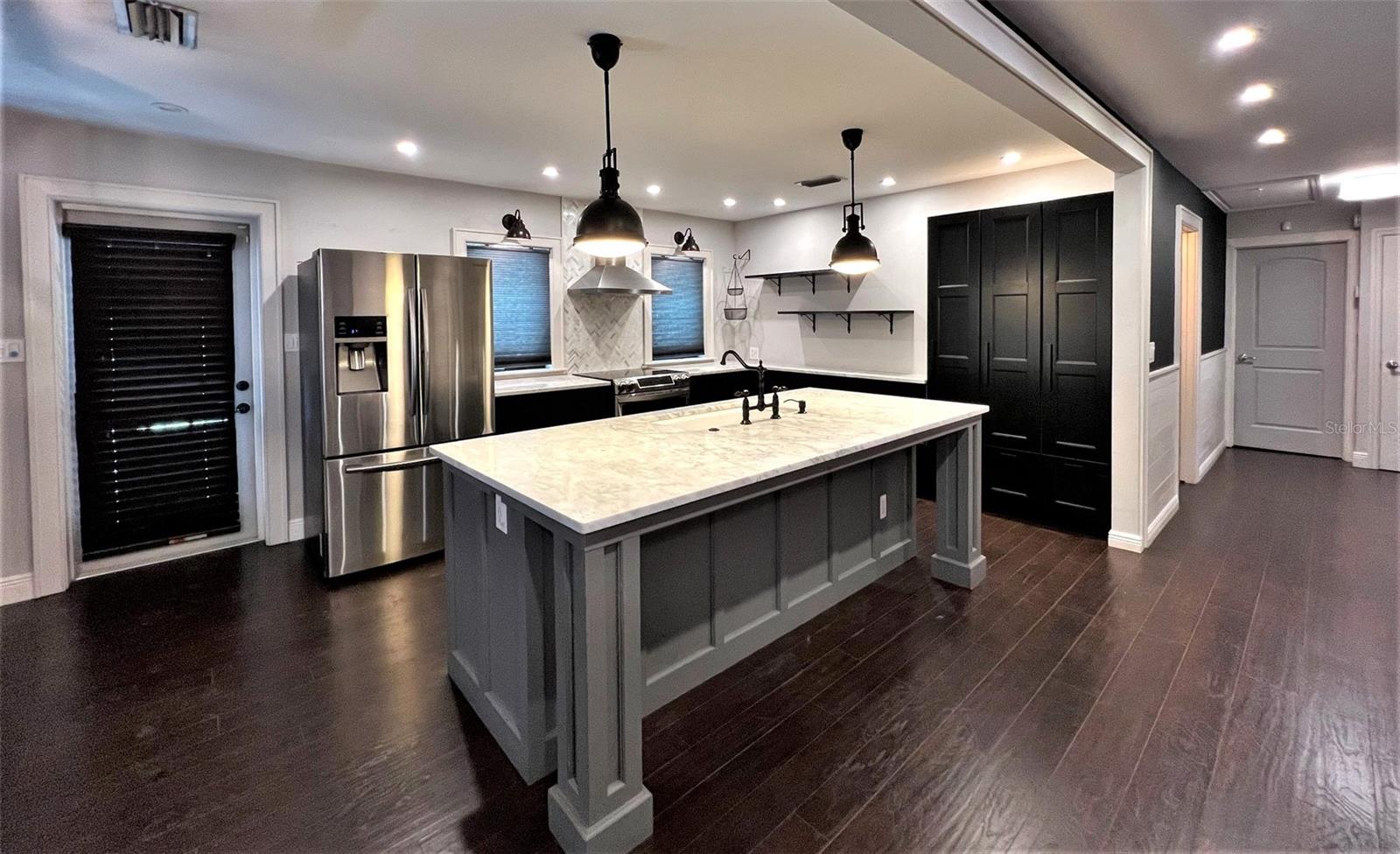 Image 4 of 26 For 7830 46th Way N