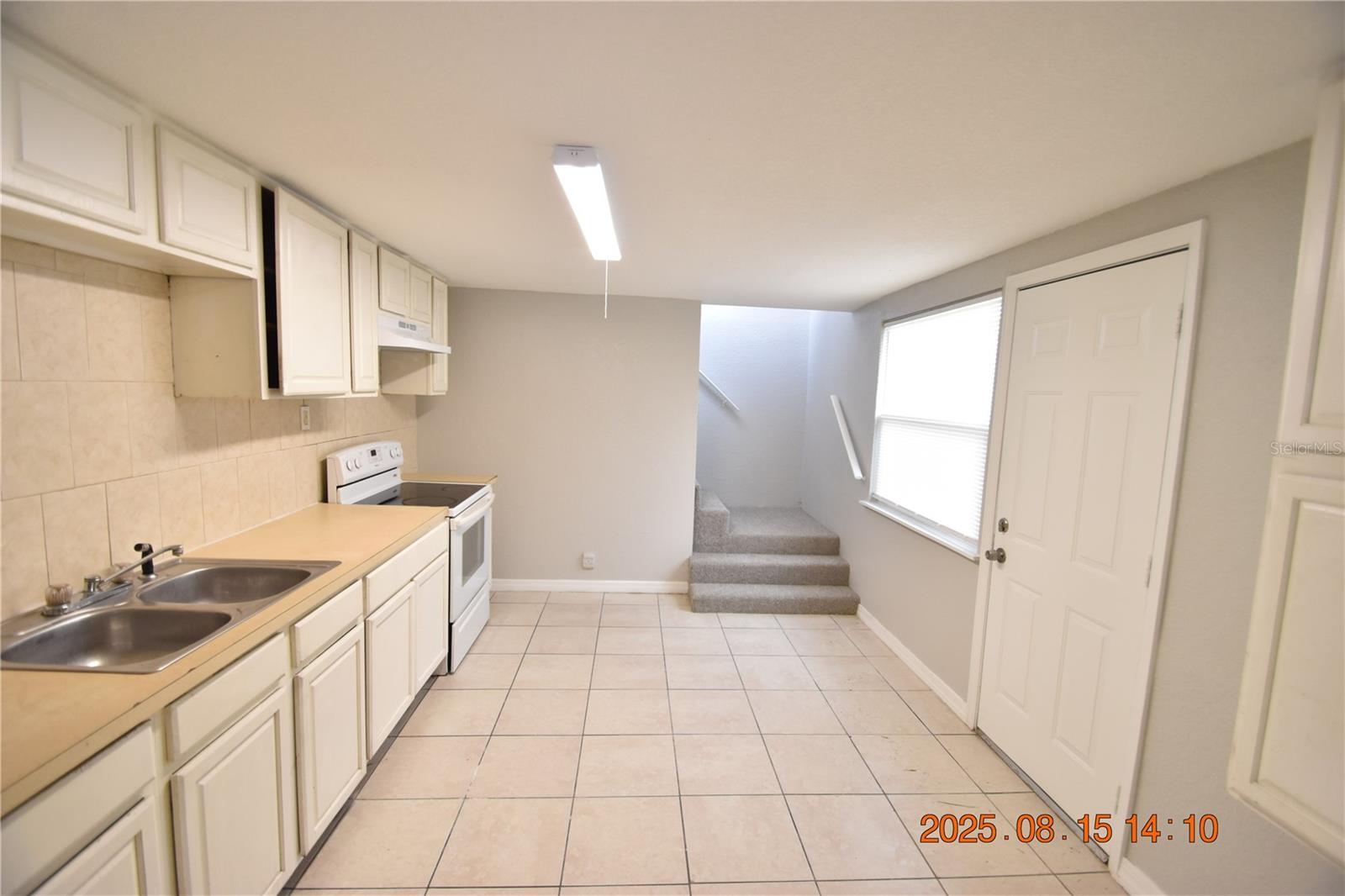 Image 13 of 47 For 3008 27th Avenue