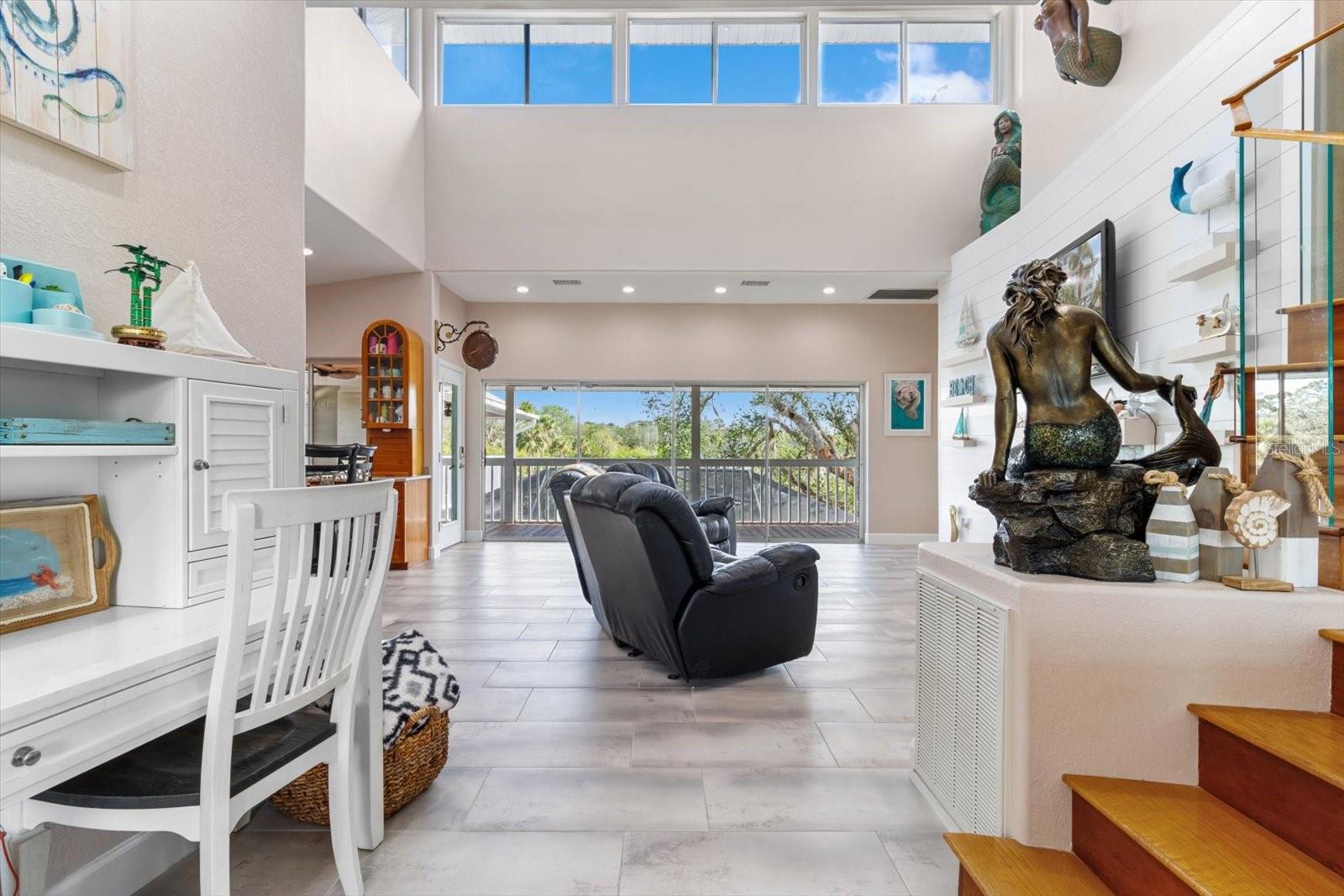 Image 17 of 99 For 13477 Irwin Drive