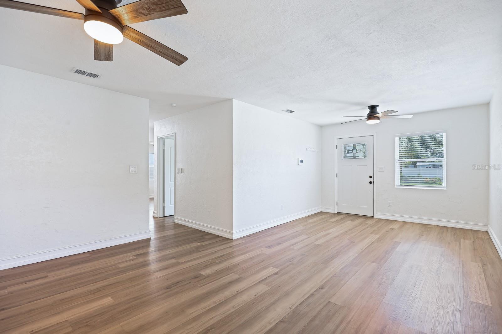 Image 3 of 29 For 4006 Shamrock Road