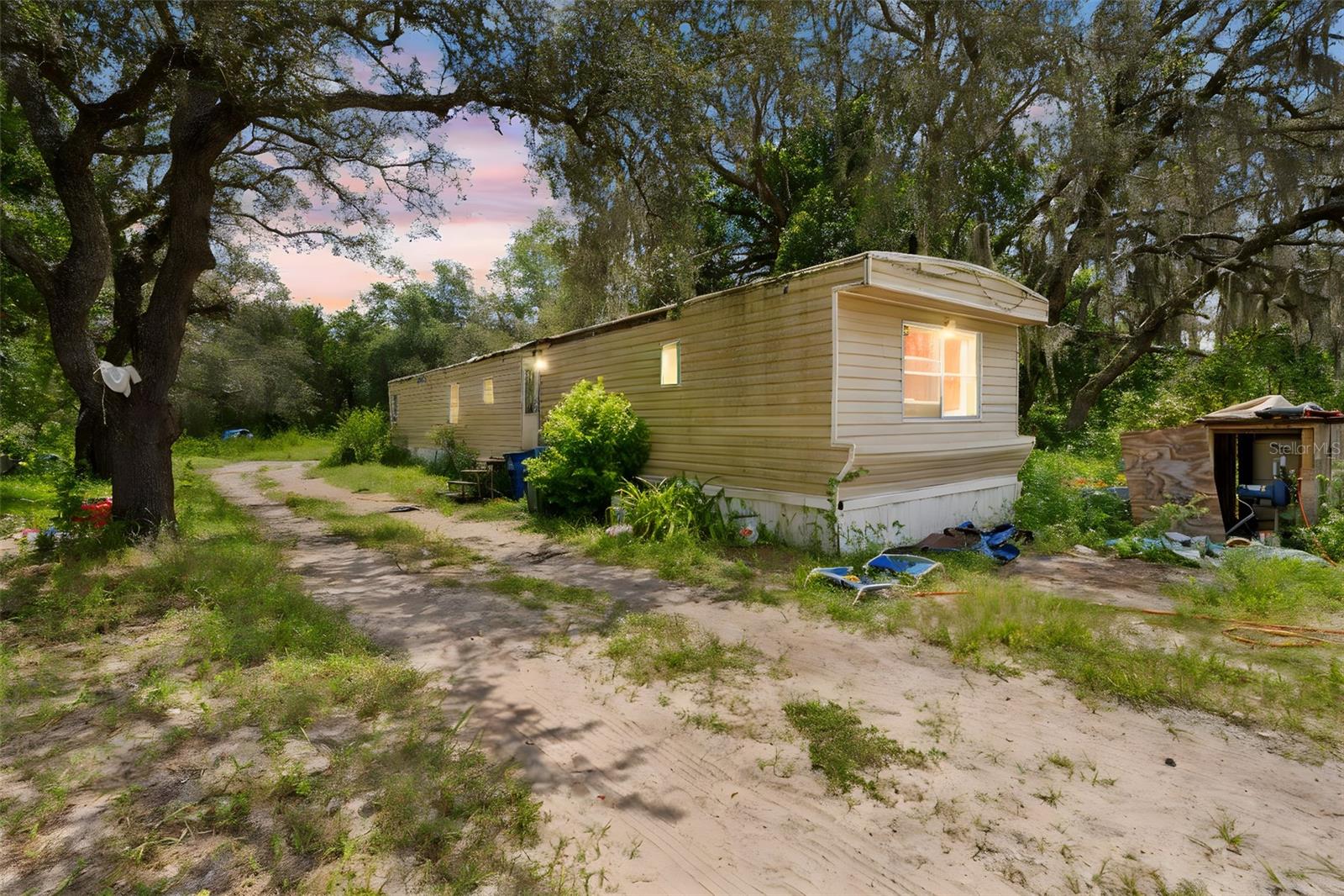 Image 8 of 16 For 16710 Monteverde Drive