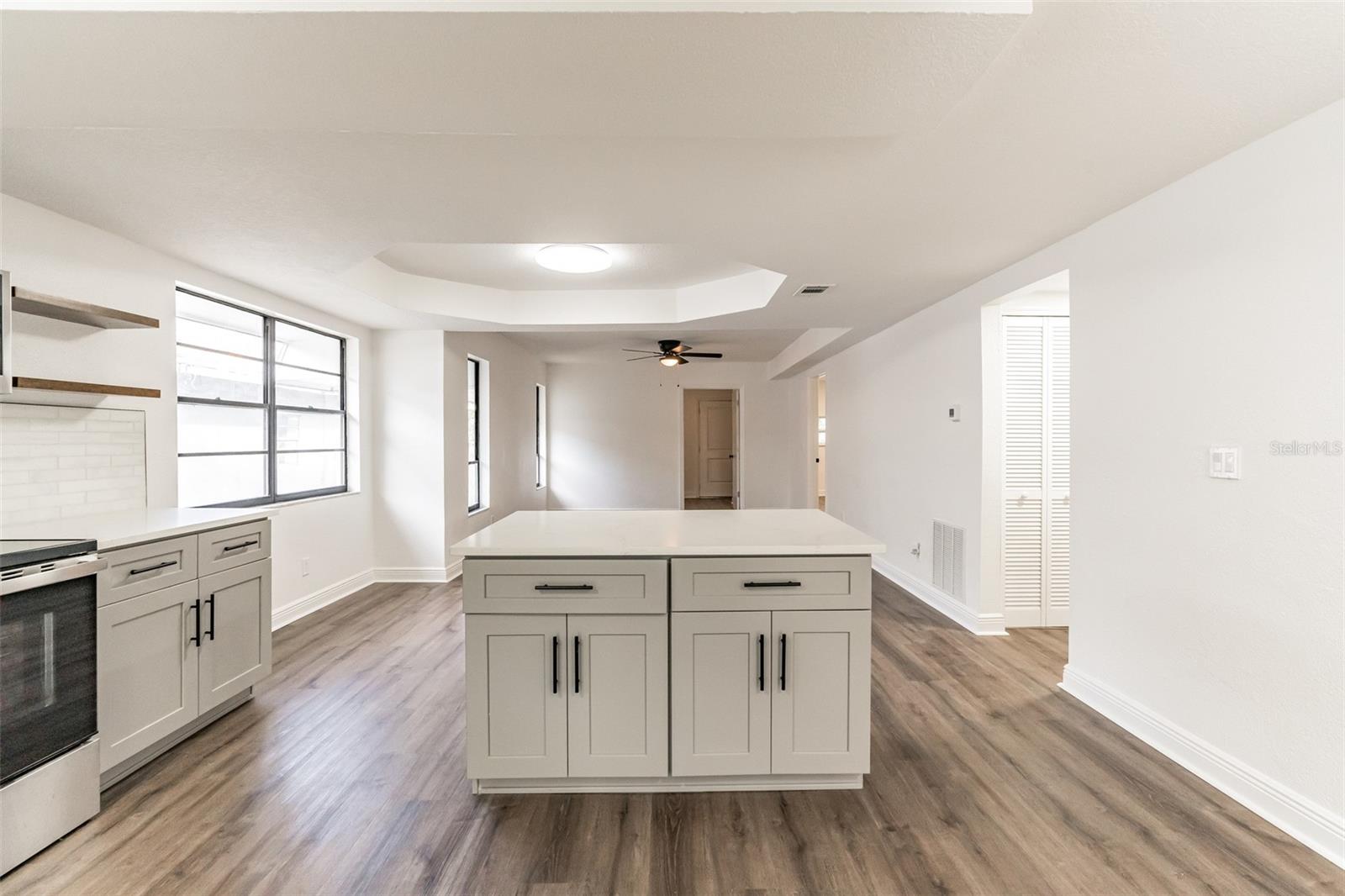Image 18 of 23 For 3721 9th Avenue S