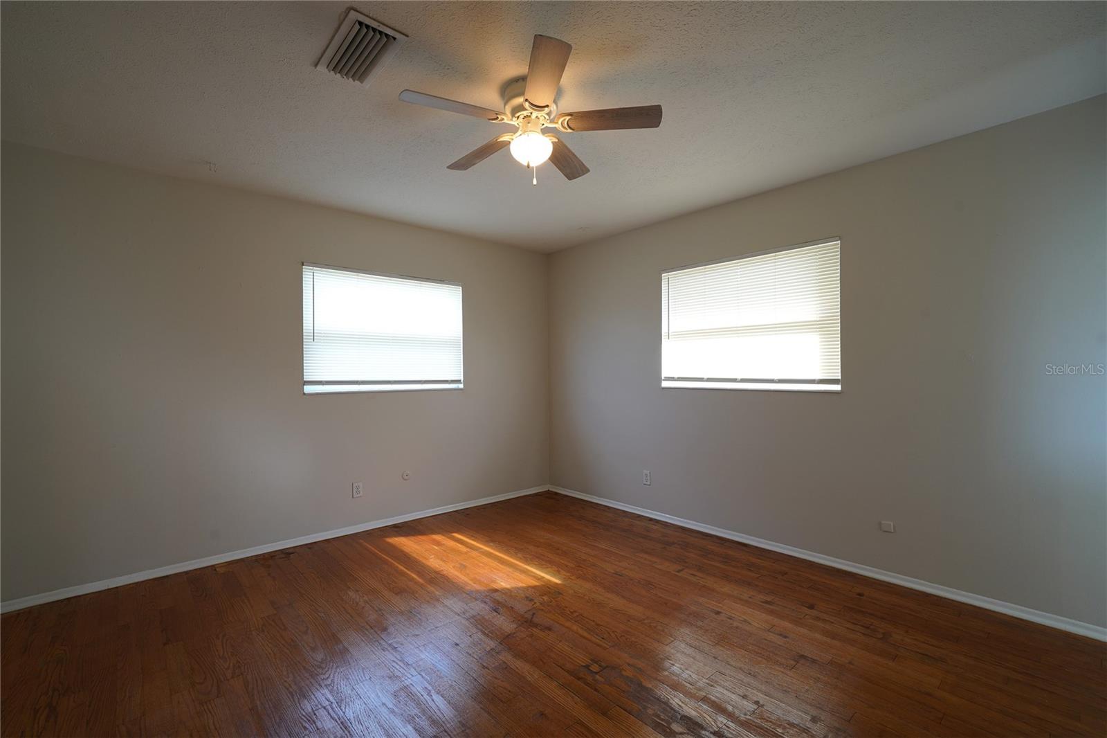Image 11 of 23 For 5808 24th Street Court W