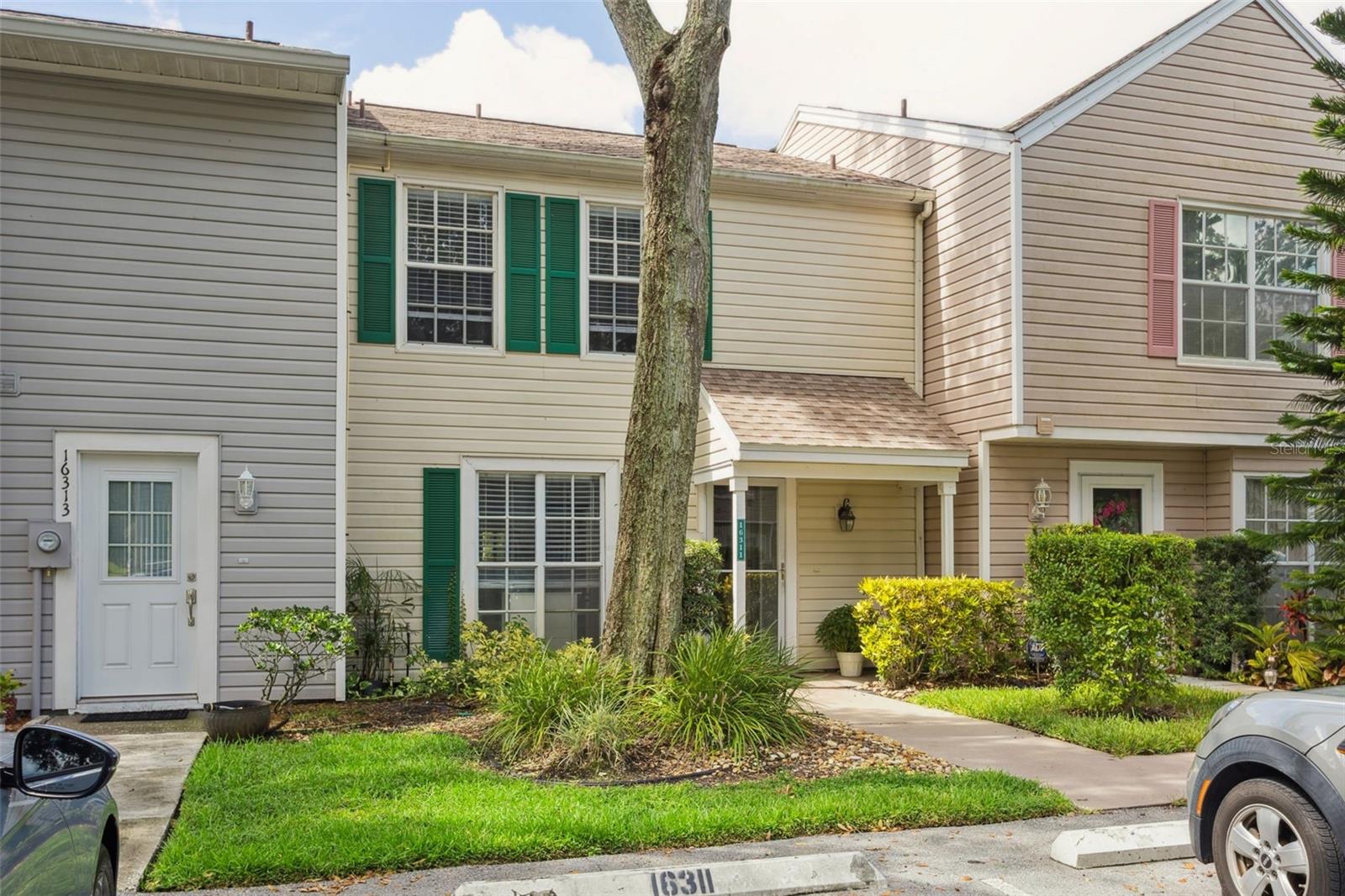 Image 2 of 30 For 16311 Rambling Vine Drive W