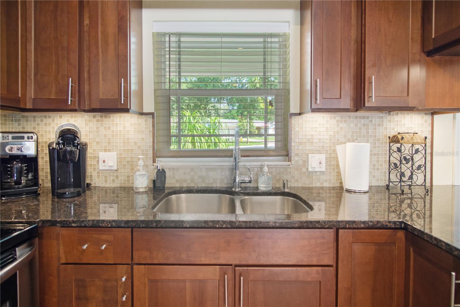 Image 13 of 66 For 2608 10th Avenue Sw
