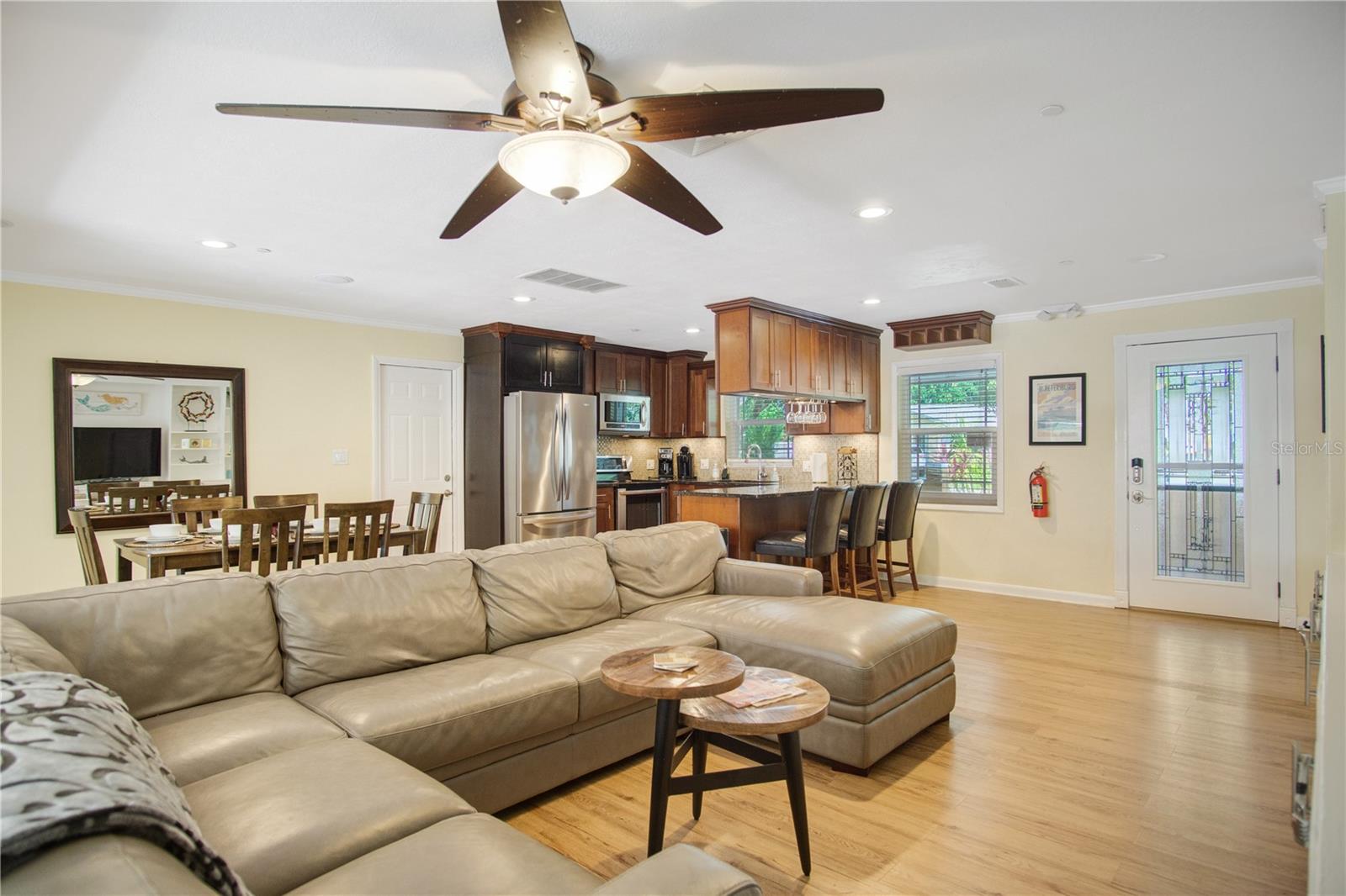Image 20 of 66 For 2608 10th Avenue Sw
