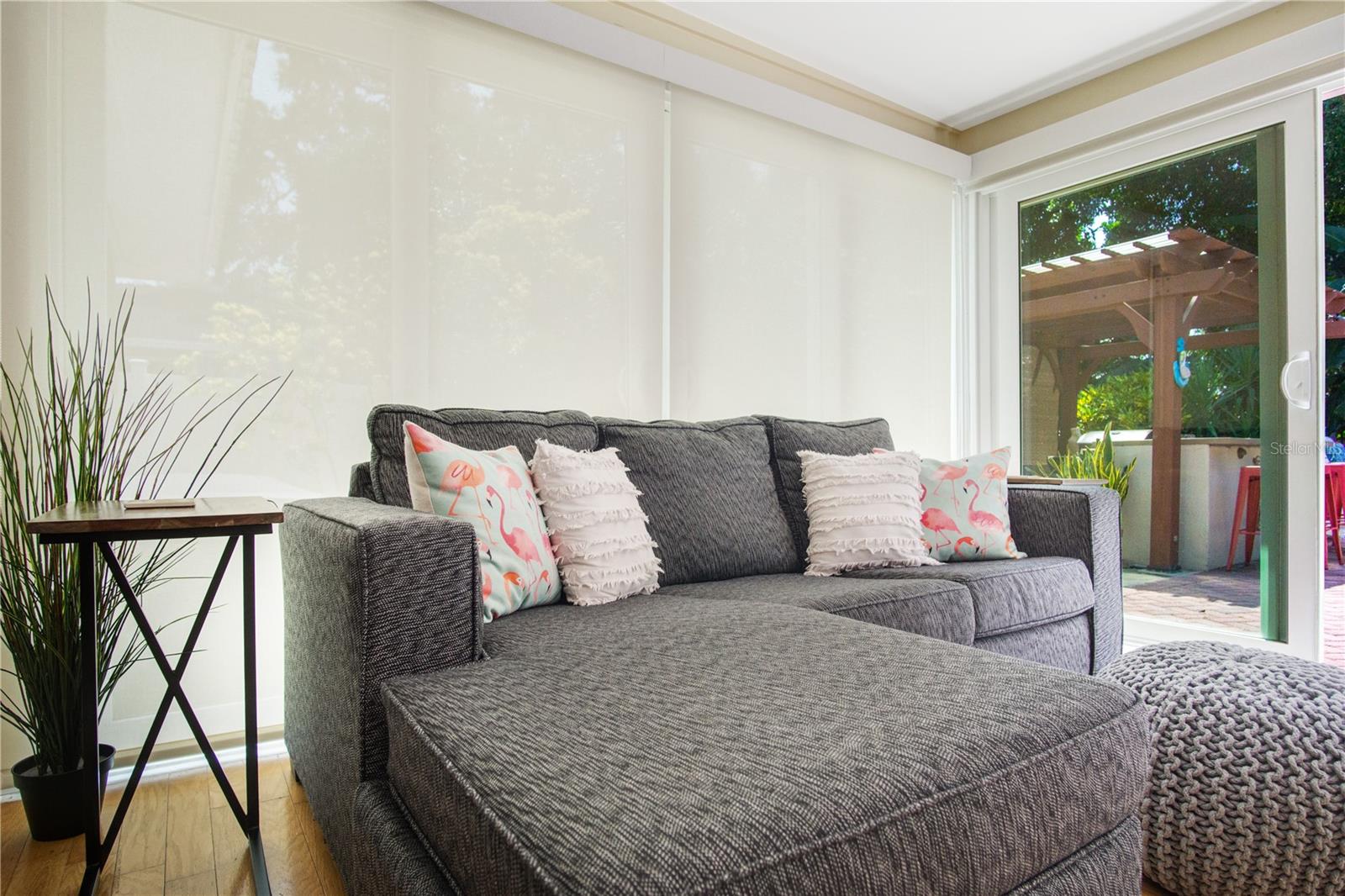 Image 21 of 66 For 2608 10th Avenue Sw