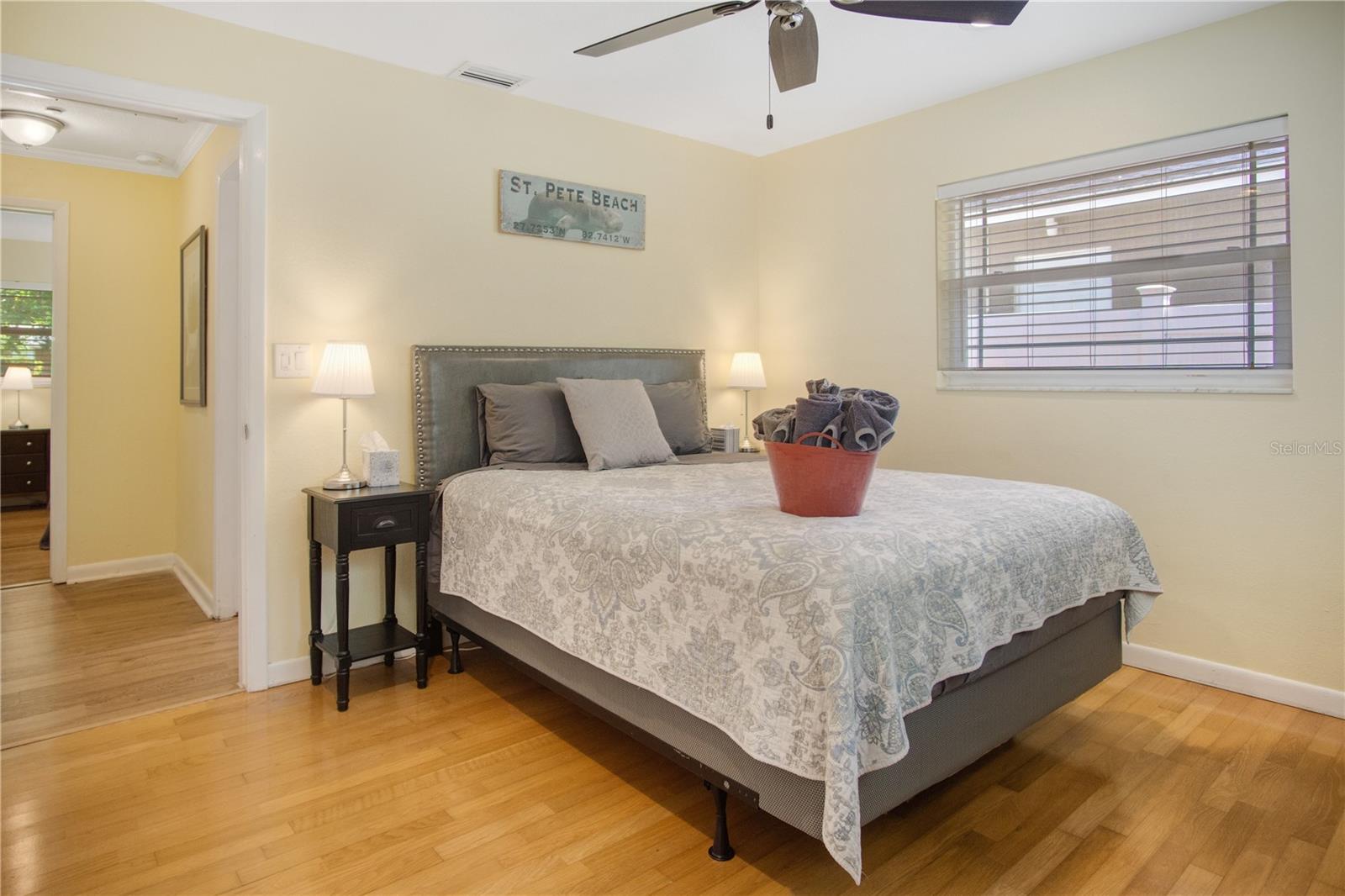 Image 9 of 66 For 2608 10th Avenue Sw