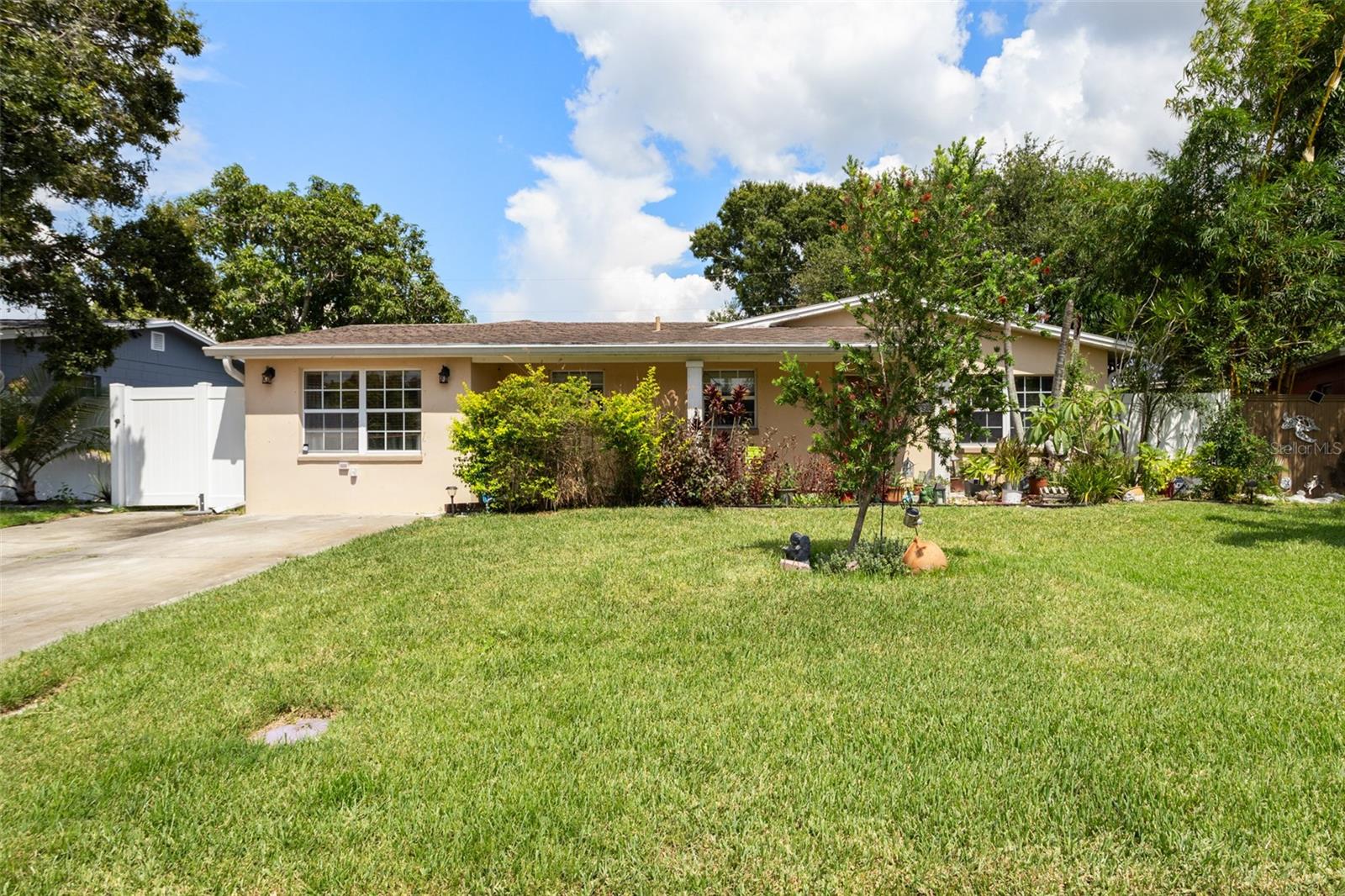 Details for 8915 59th Way N, PINELLAS PARK, FL 33782