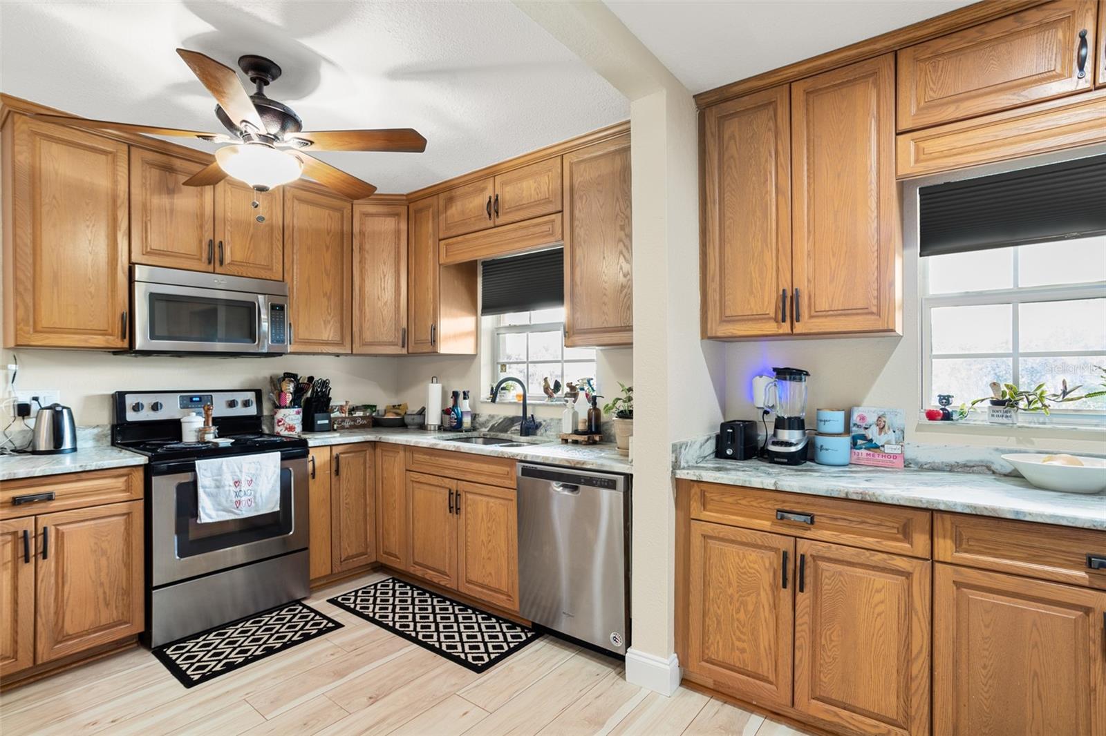 Image 10 of 31 For 8915 59th Way N